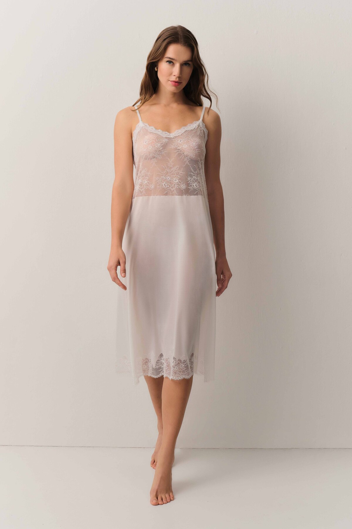 Suwen Antique Dantelli Uzun Gecelik