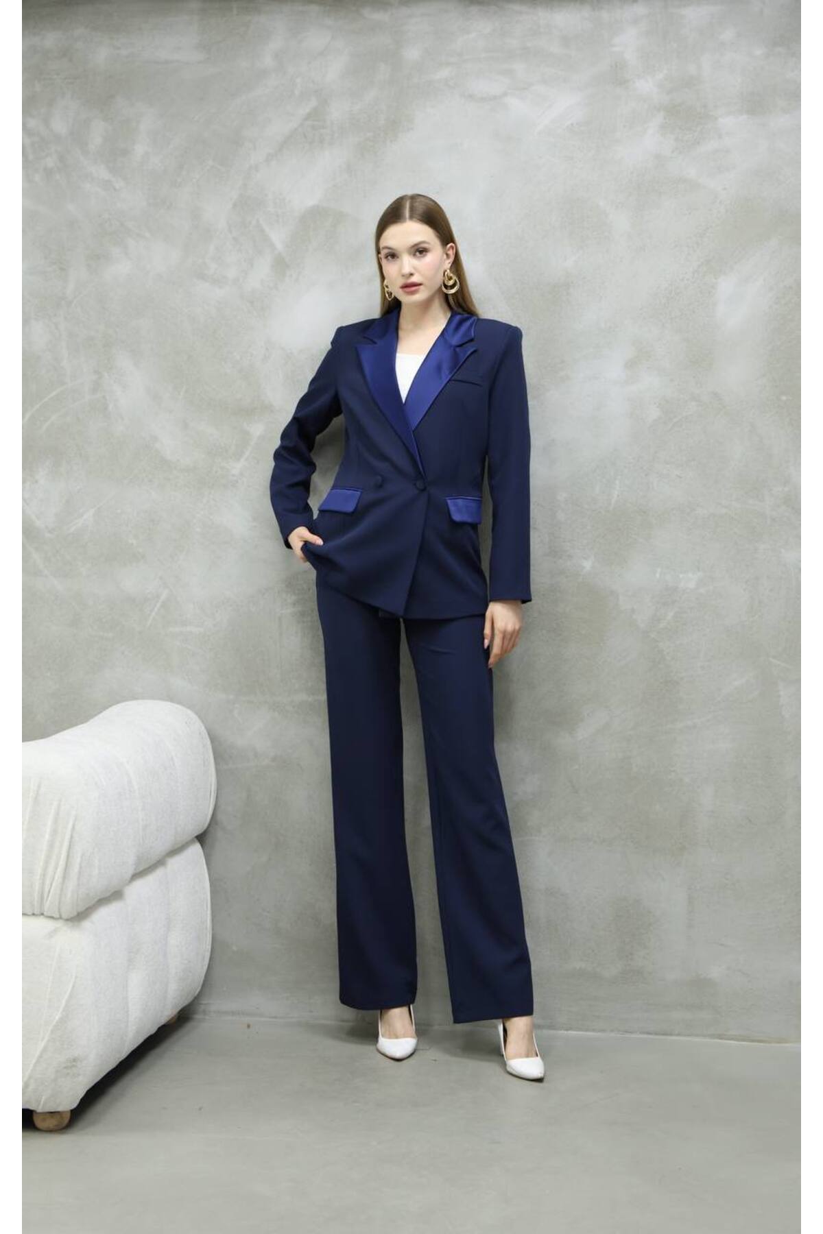 Women's Navy Blue Satin Detail Blazer and Trousers Suit - Görsel 4