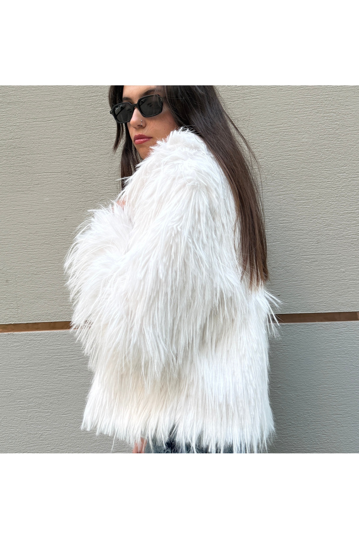 yoe butik  Beyaz Sakallı Suni Kürk - Görsel 4