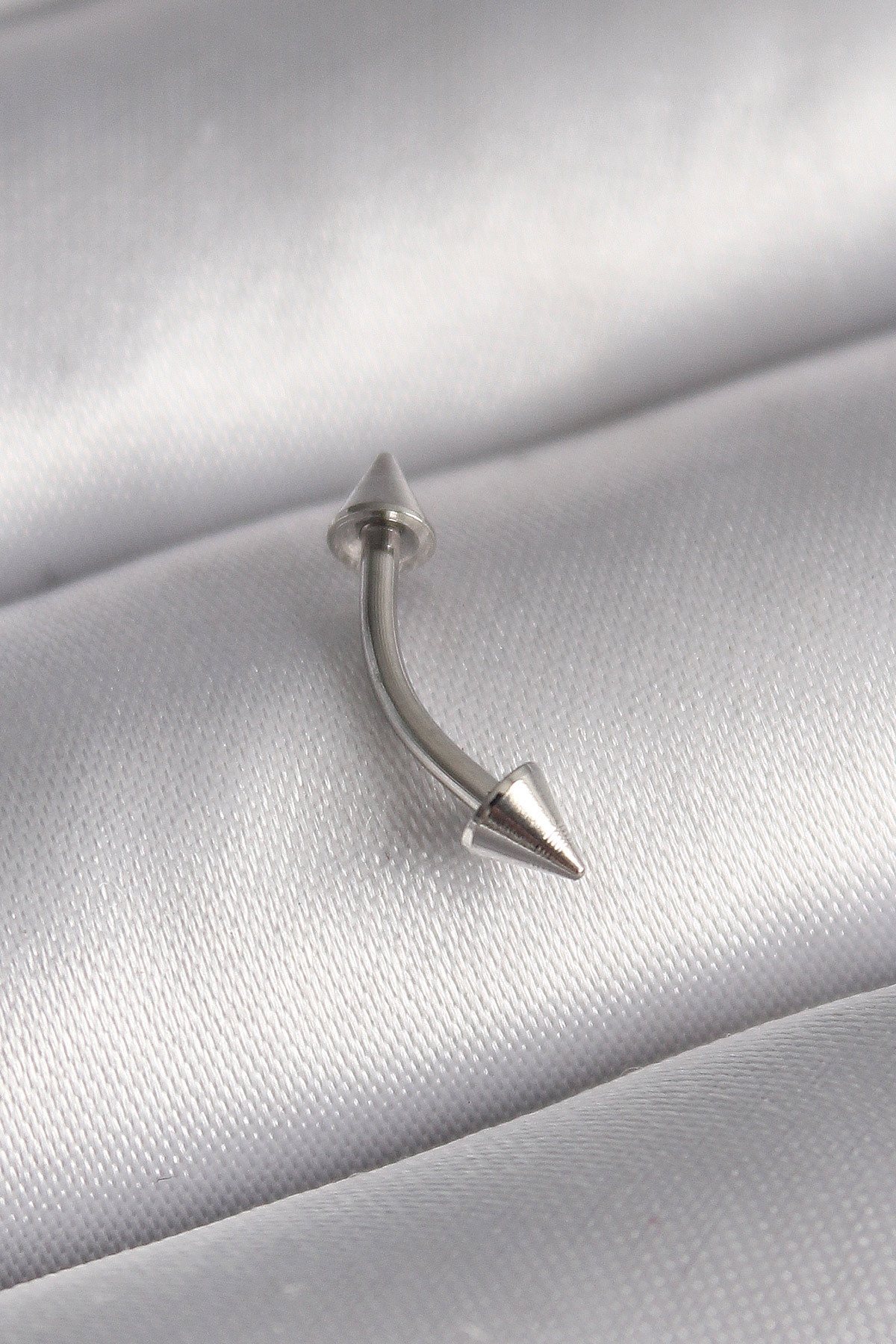 Skygo 316L Çelik Gümüş Renk Çivi Model Piercing - TJ-PR1364