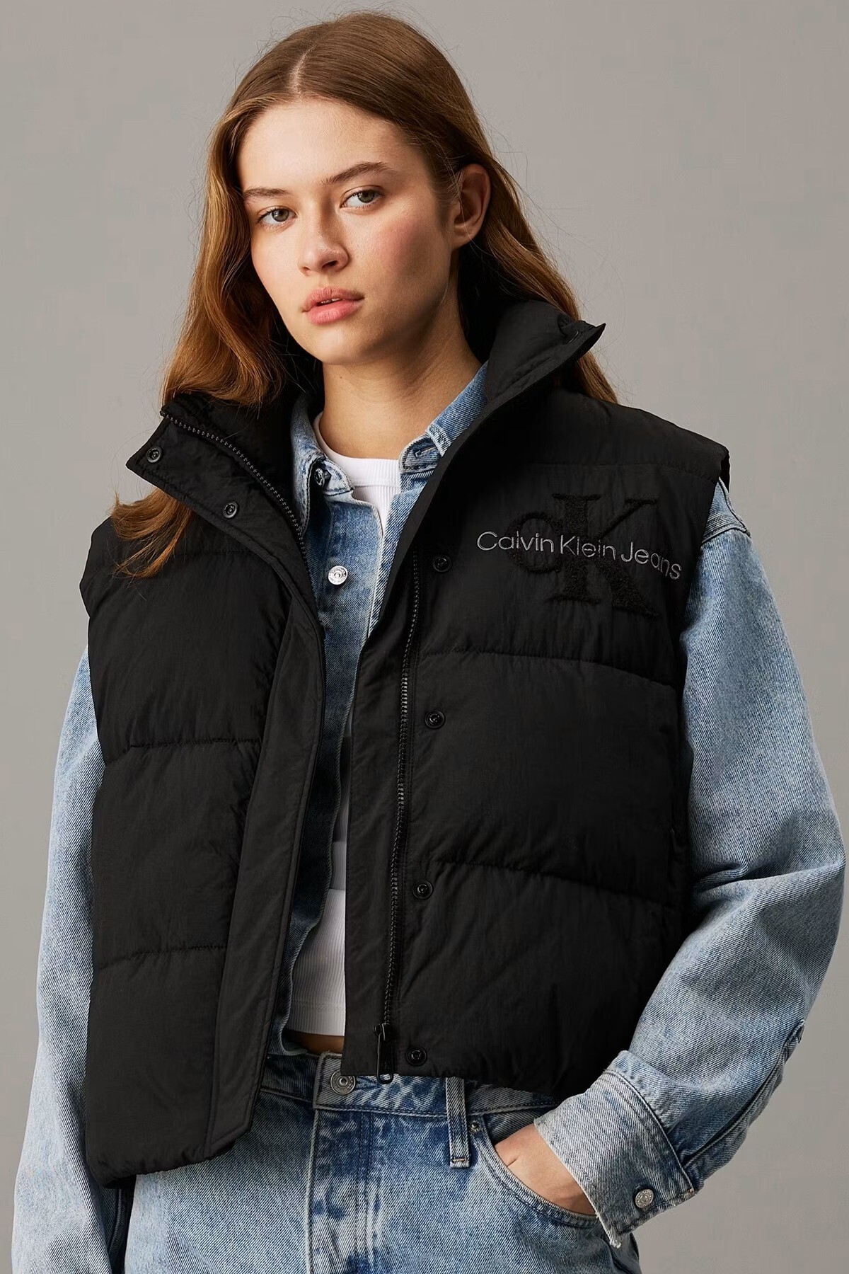 Calvin Klein Sport Full Zip Chenille Logo Puffer Vest Kadın Şişme Yelek Siyah
