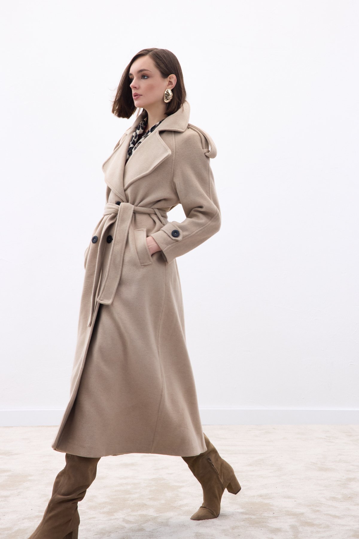 Sateen  Geniş Yaka Uzun Kaban - Bej - Görsel 3