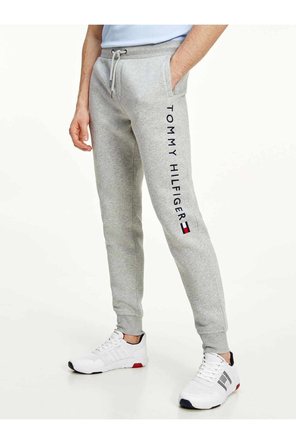 تامی هیلفیگر شلوار ورزشی مردانه خاکستری طرح لوگودار