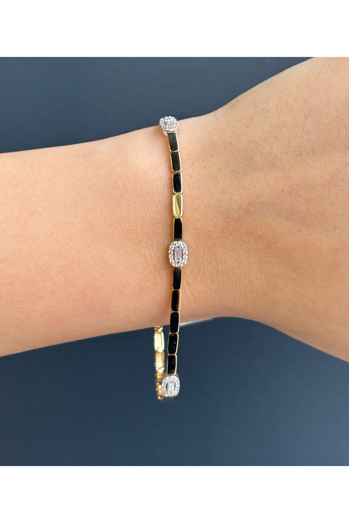 Has Kuyumcum 14 Ayar Altın 3'lü Baget Bileklik