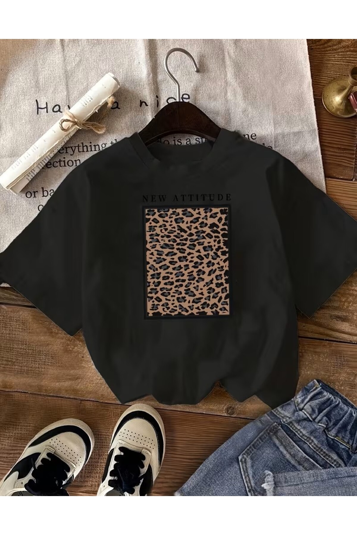 LELVANİ Tricou sport cu imprimeu cu model leopard și text New Attitude