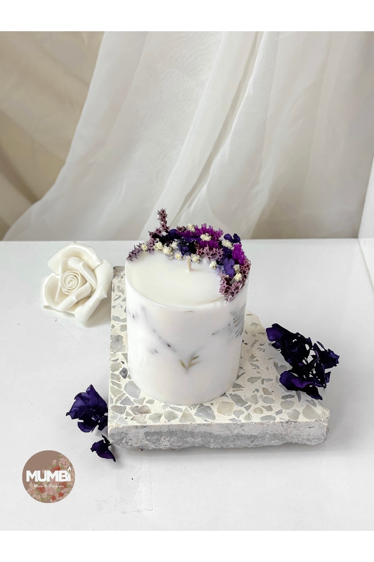Flower Soy Wax Decorative Candle | Handmade Scented Candle (with dried real flowers)