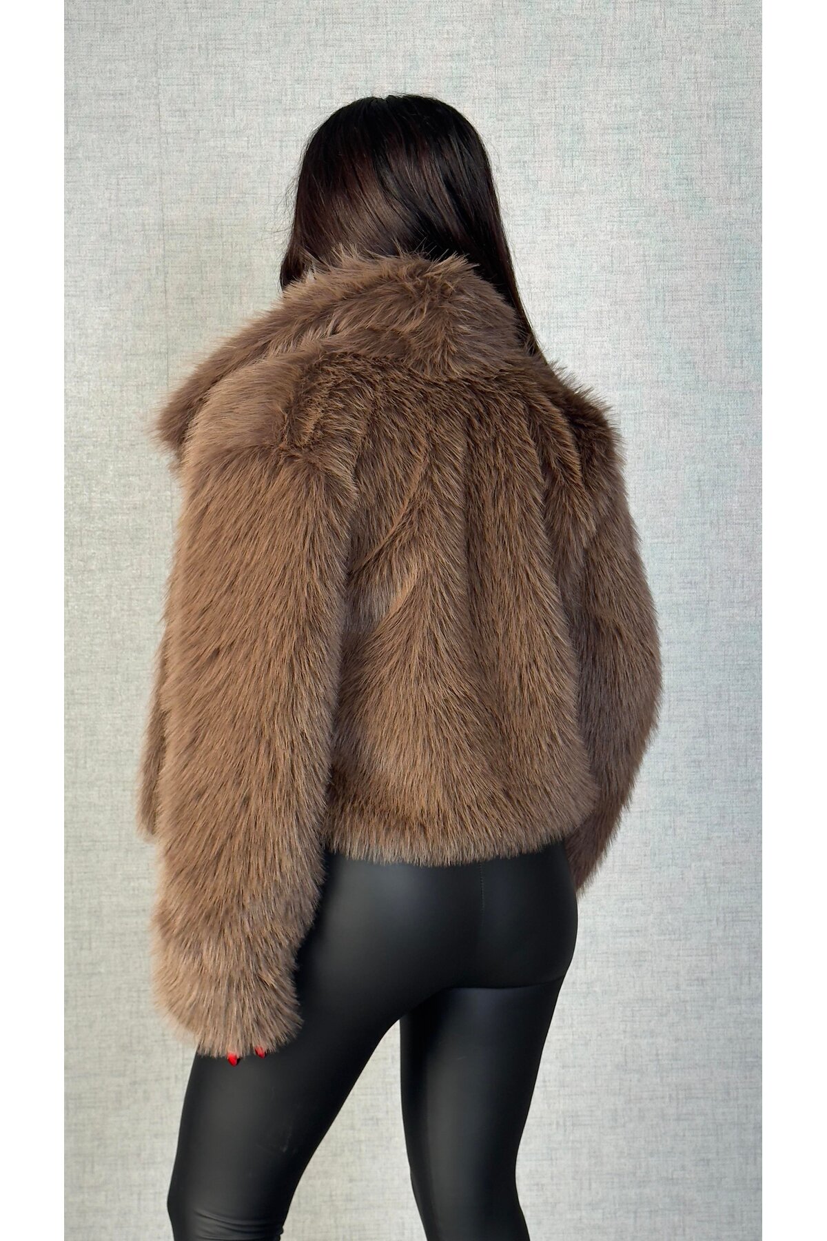 Senarce  Yumuşak Dokunuşlu Oversize Premium Kürk Peluş Kahverengi Mont - Görsel 2