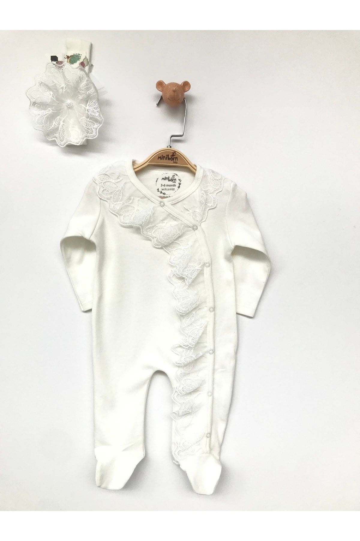 MİNİBORN Kız Bebek Ekru Yeni Doğan Dantelli Bandanalı Tulum fotoğrafı 3 (önizleme)