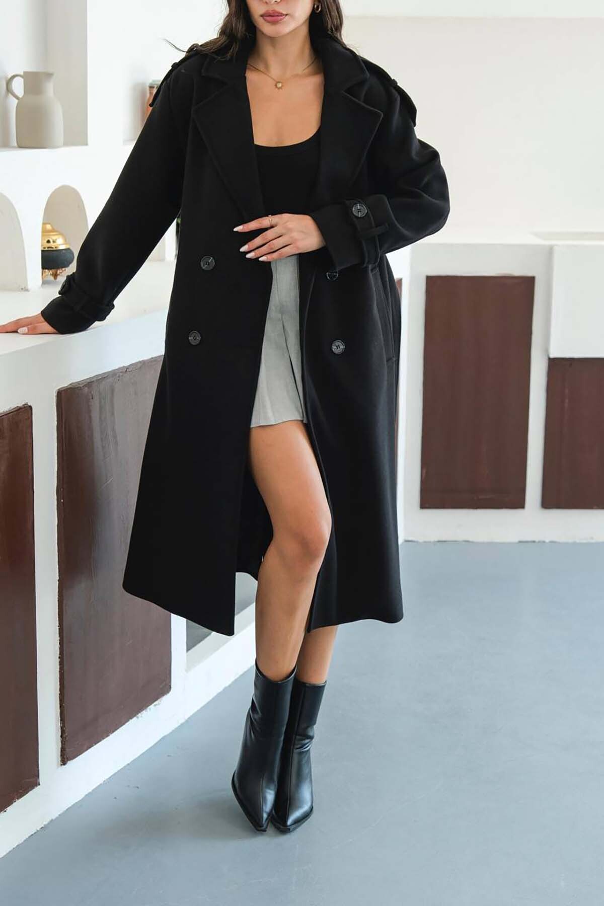 My Loore  Kadın Siyah Bağlama Detaylı Astarlı Salaş Kaşe Kaban MLB096