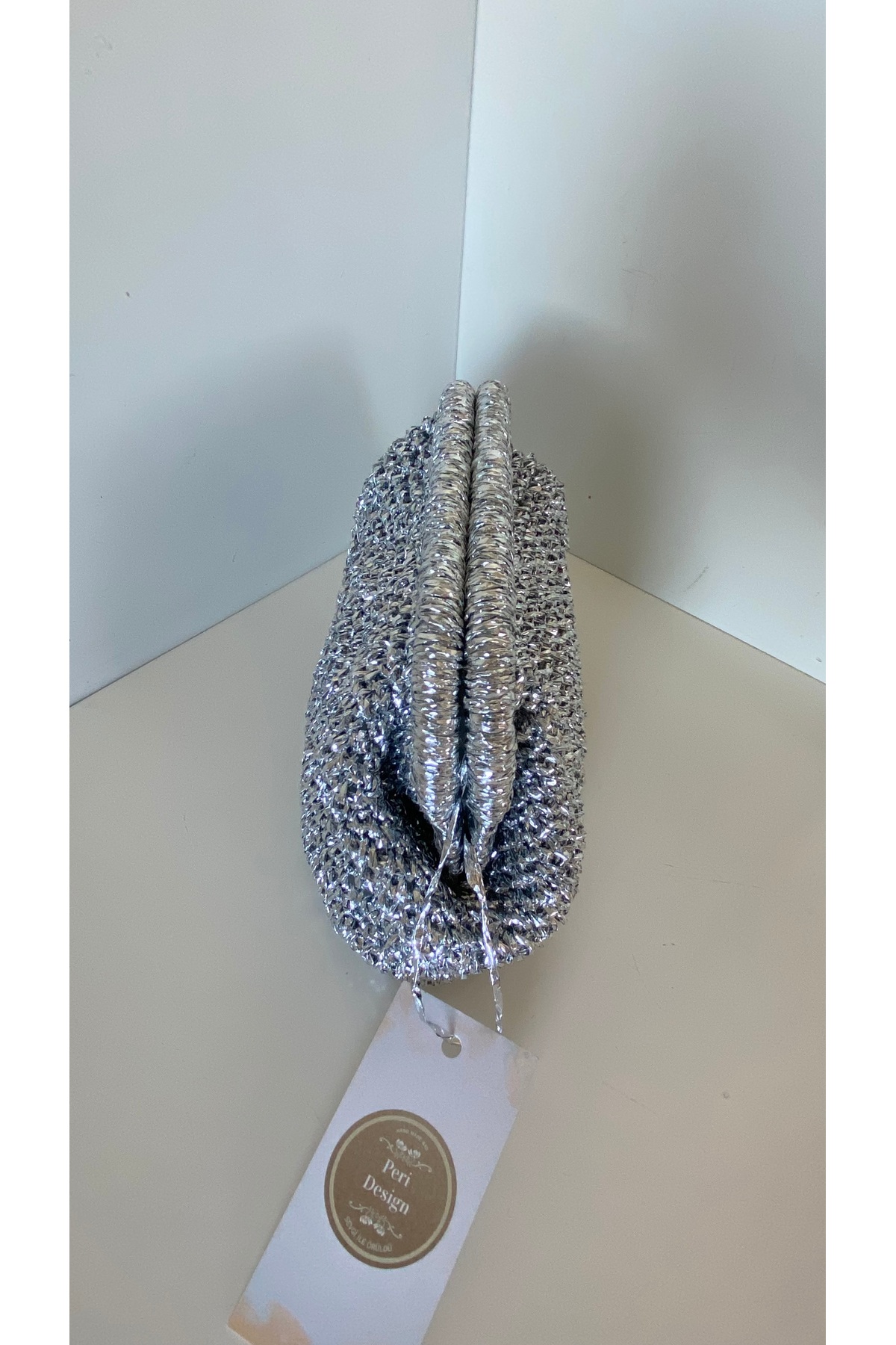 PeriStore Gümüş Metalik El Örmesi Büyük Boy Portföy Çanta 30x20 Cm görsel 3