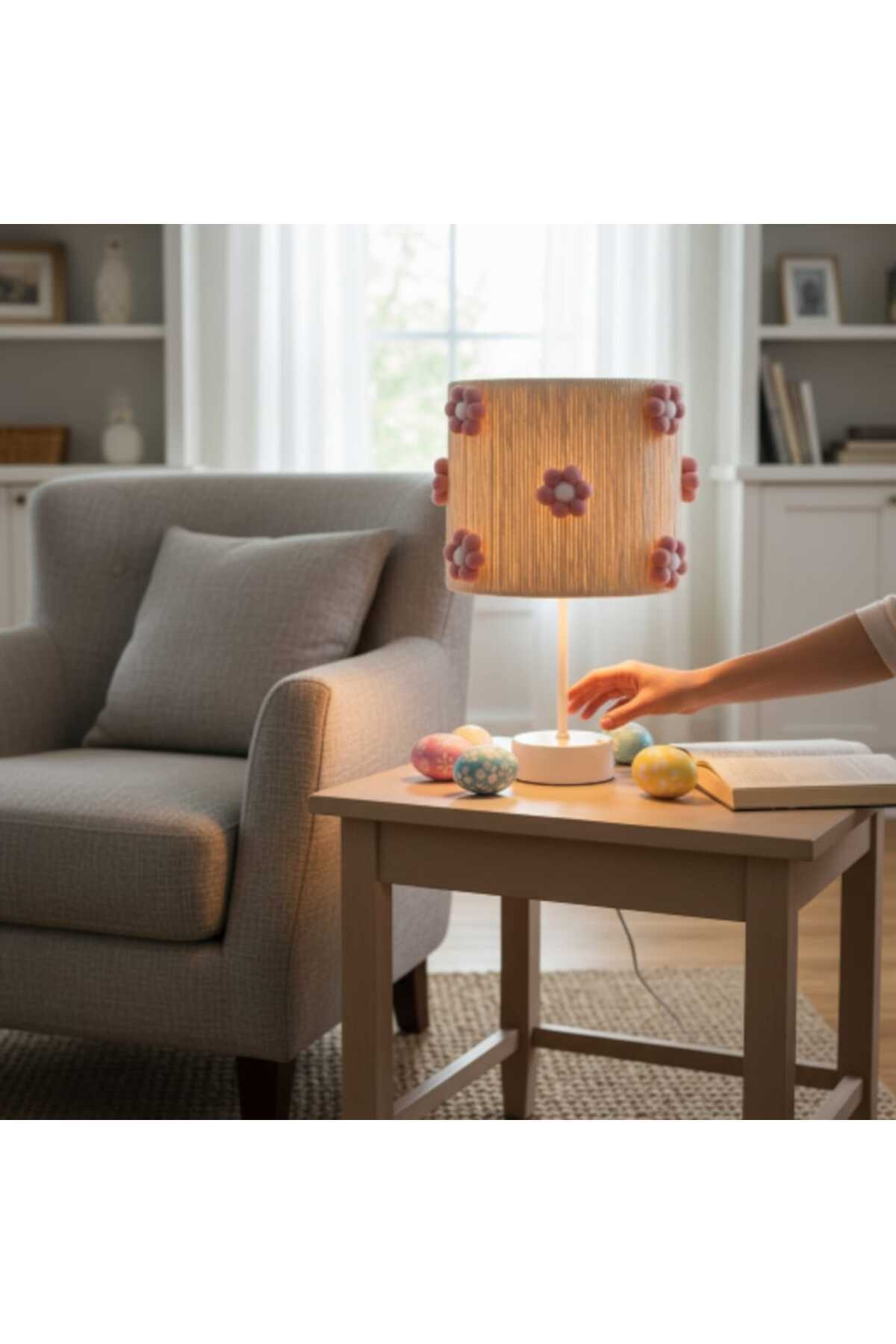 C&A EKRU MAKROME SİLİNDİR İP SARGI PEMBE ÇİÇEK PONPONLU KIZ BEBEK VE KIZ ÇOCUK ODASI ABAJUR fotoğrafı 2 (önizleme)