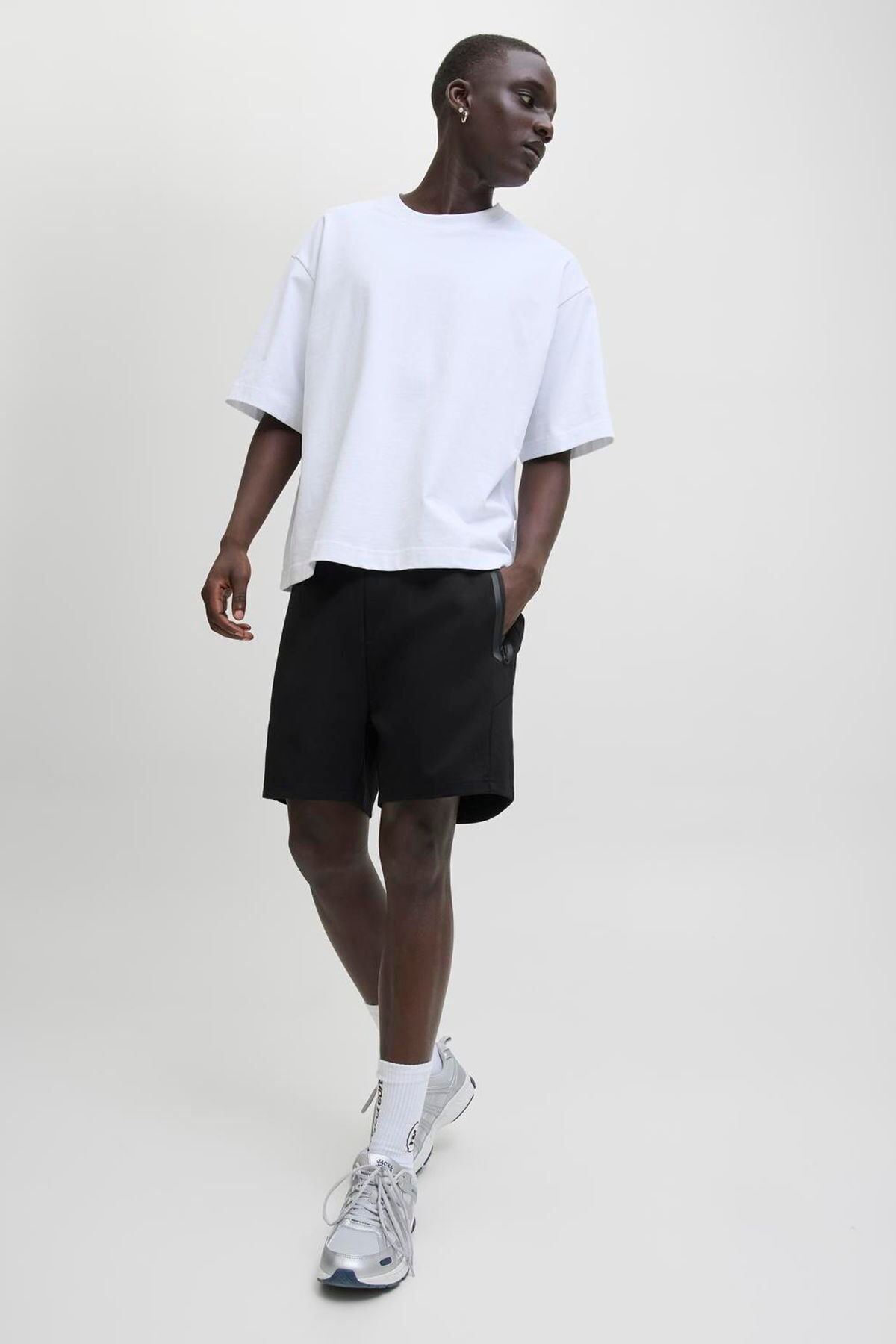شلوارک مردانه راسته فاق نرمال | جک اند جونز Jack & Jones 12273304 - تصویر 4