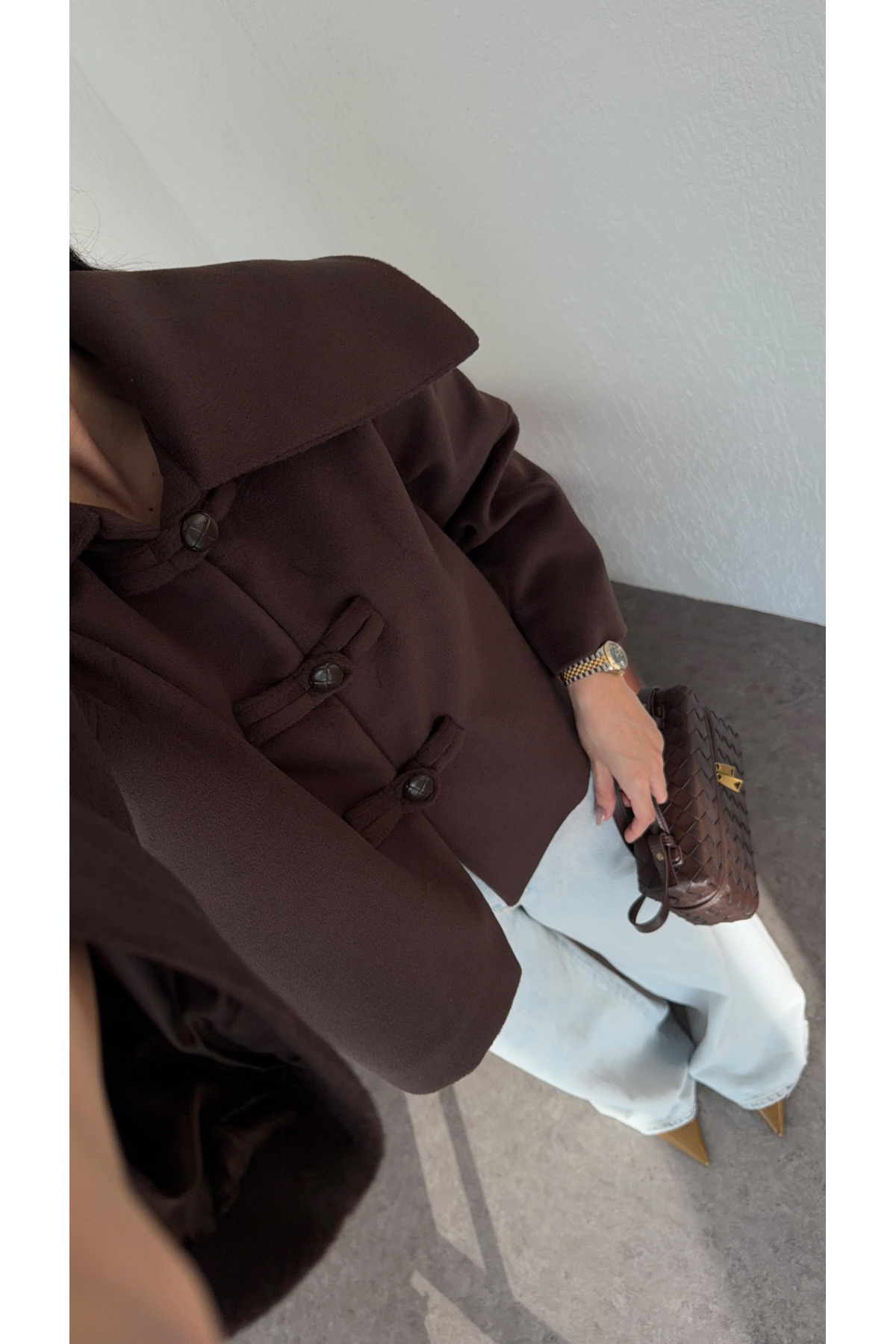 My Blog  Kahverengi Düğme Detaylı Kısa Kaşe Ceket - 7675 - Görsel 4