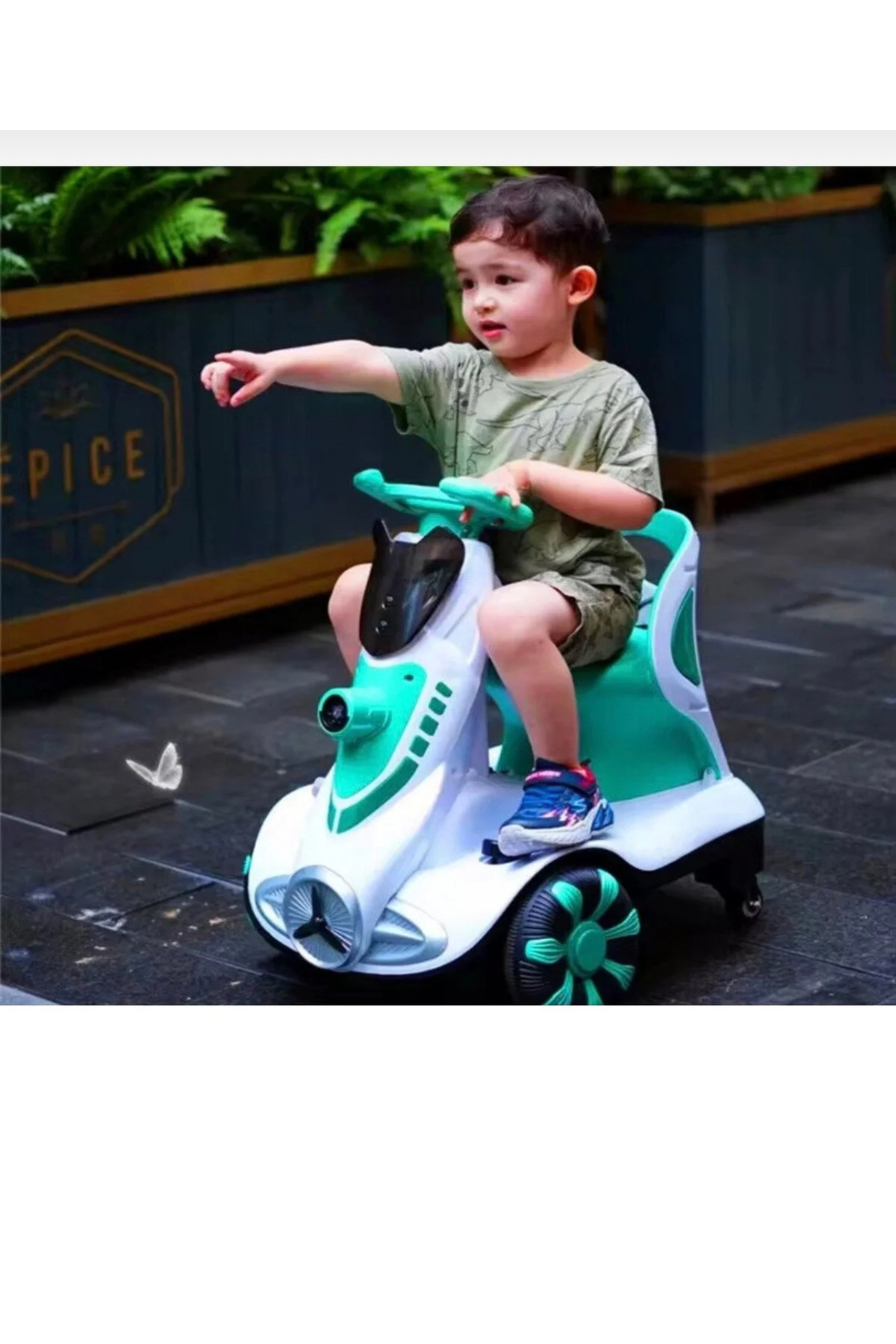 Electric scooter for children, scooter equipped wi...
