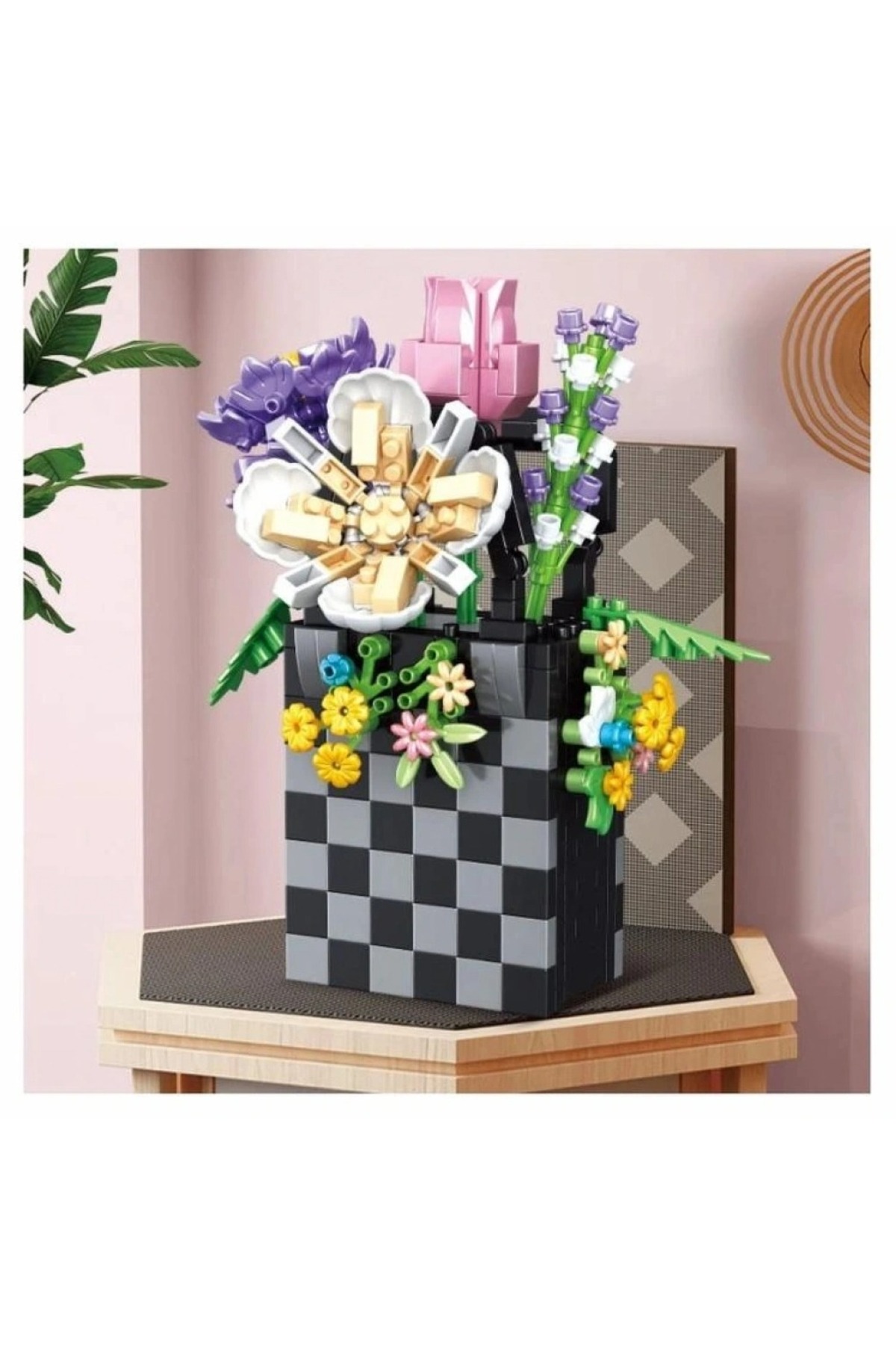 مجموعه بوتیک بوکه: P1073 | ۵۵۶ قطعه | بالای ۶ سال | ماکت گل ۱۱ سانتی‌متری