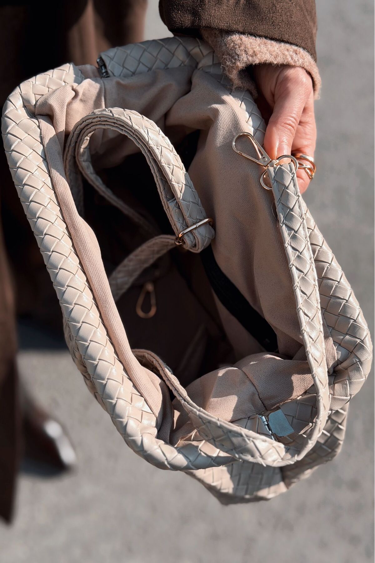 I Love Shoes Lurine Kadın Clutch Çanta Bej Mat Deri görsel 3