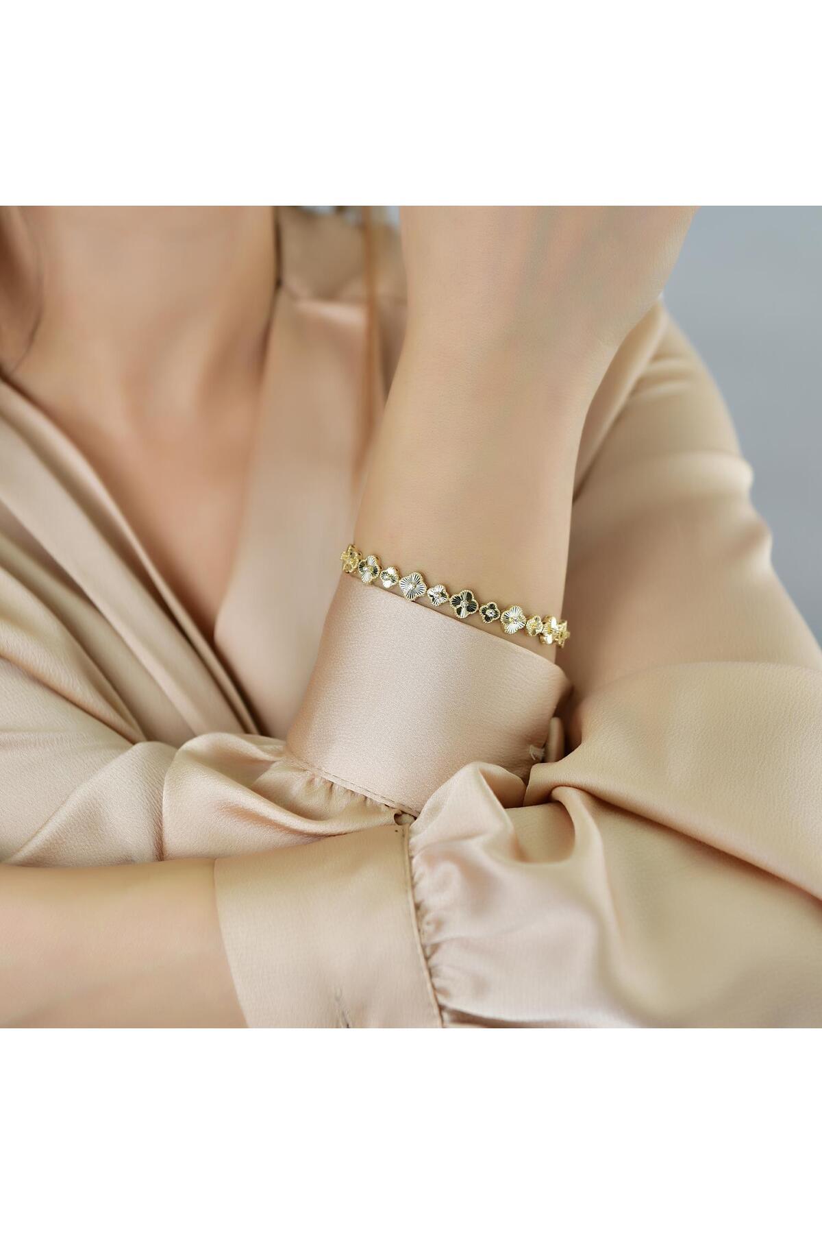 Goldium Jewellery Goldium 14 Ayar Altın Kalem İşçilikli Yonca Bileklik