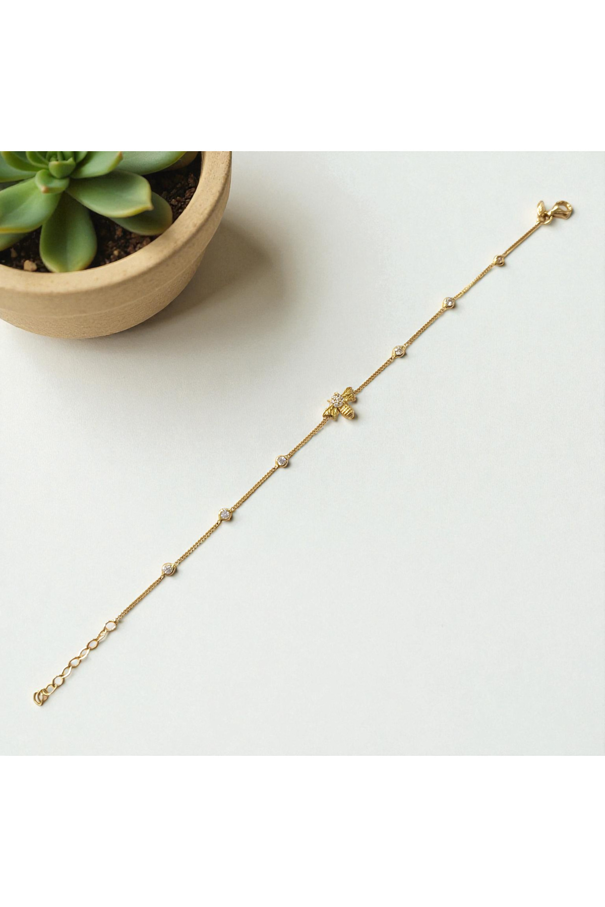 NOVA GRUP MÜCEVHERAT ARI FİGÜRLÜ BİLEKLİK 14 AYAR ALTIN