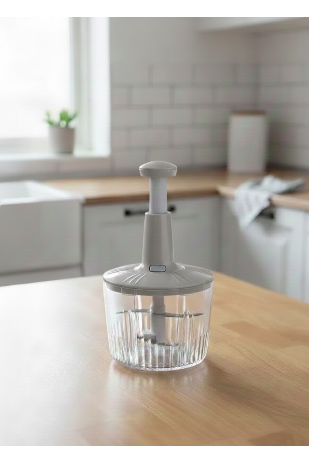 VESTA Concept Solingen 5 Bıçaklı Geniş Hacimli (2.5 Lt) Manuel Basmalı El Rondosu - Doğrayıcı, Blender