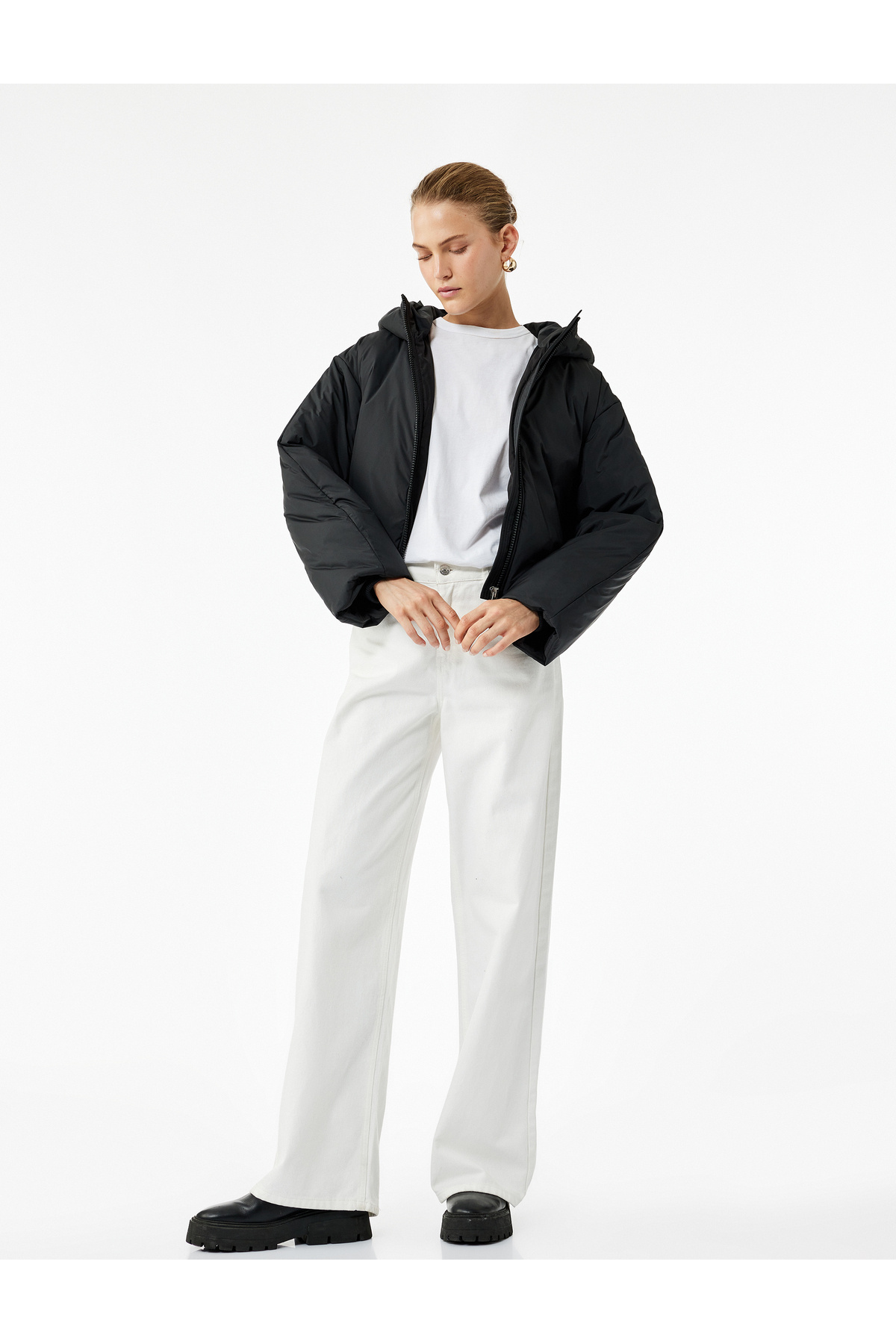 Koton  Fermuarlı Uzun Kollu Su İtici Kapüşonlu Crop Şişme Mont - Görsel 2