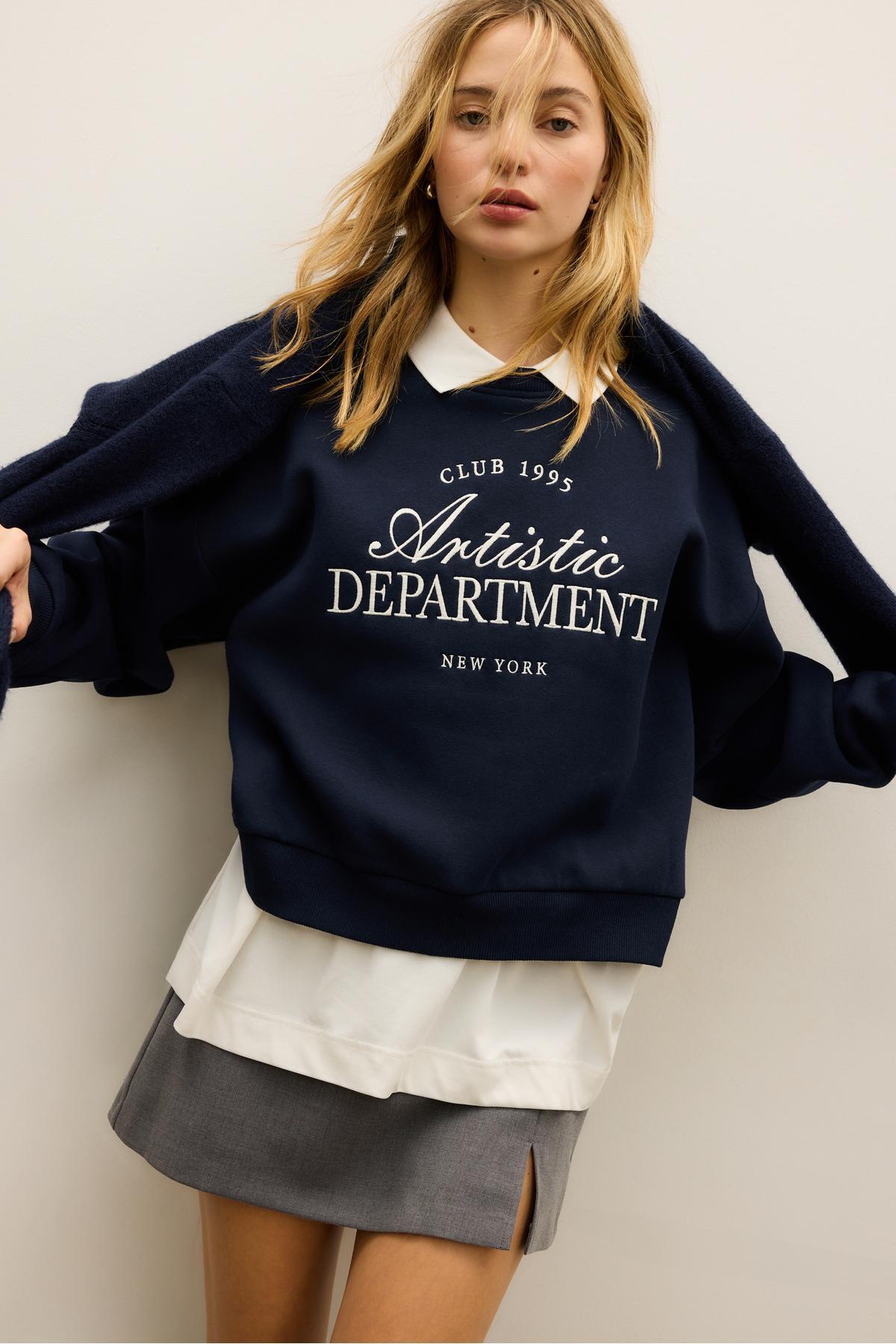 Stradivarius  İşlemeli polo sweatshirt - Görsel 3