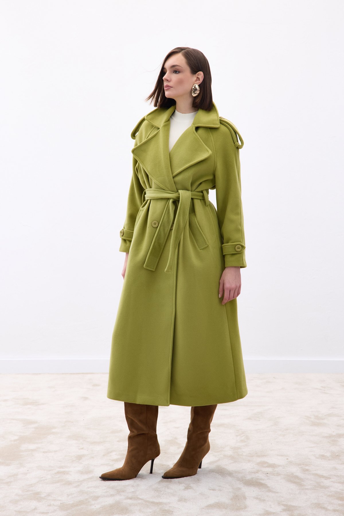 Sateen  Geniş Yaka Uzun Kaban - Yeşil - Görsel 4