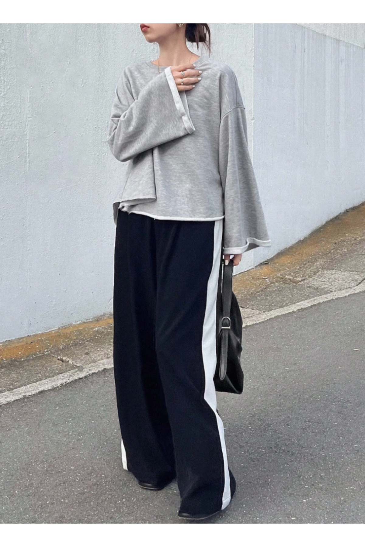 Tarz Cool  Oversize Kesim Bisiklet Yaka Uzun Kollu Sweatshirt - Görsel 4