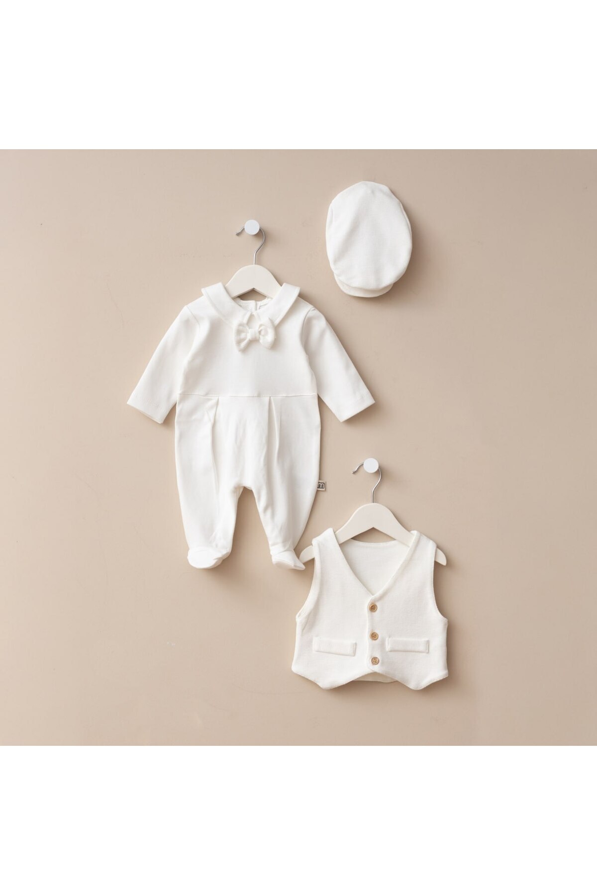Minimus Yenidoğan Erkek Bebek Pamuklu Mevlüt Takımı Özel Gün 3’lü Yelek Şapka Patikli Papyonlu Tulum Takım fotoğrafı 2 (önizleme)