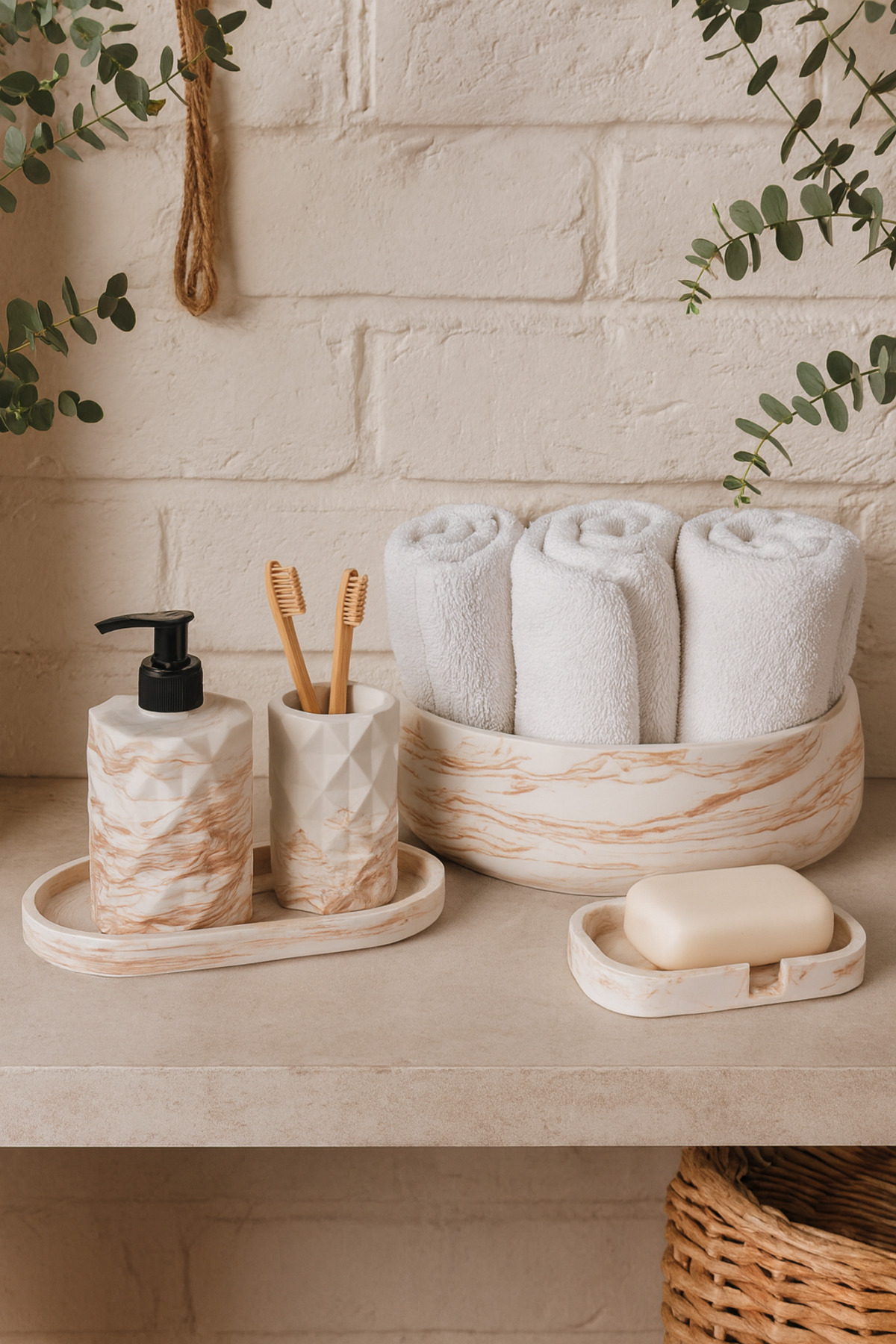 Decorative Diamond Model 5-Piece Bathroom Set Liquid and Solid Soap Dispenser Toothbrush Holder Tray Towel Holder Set