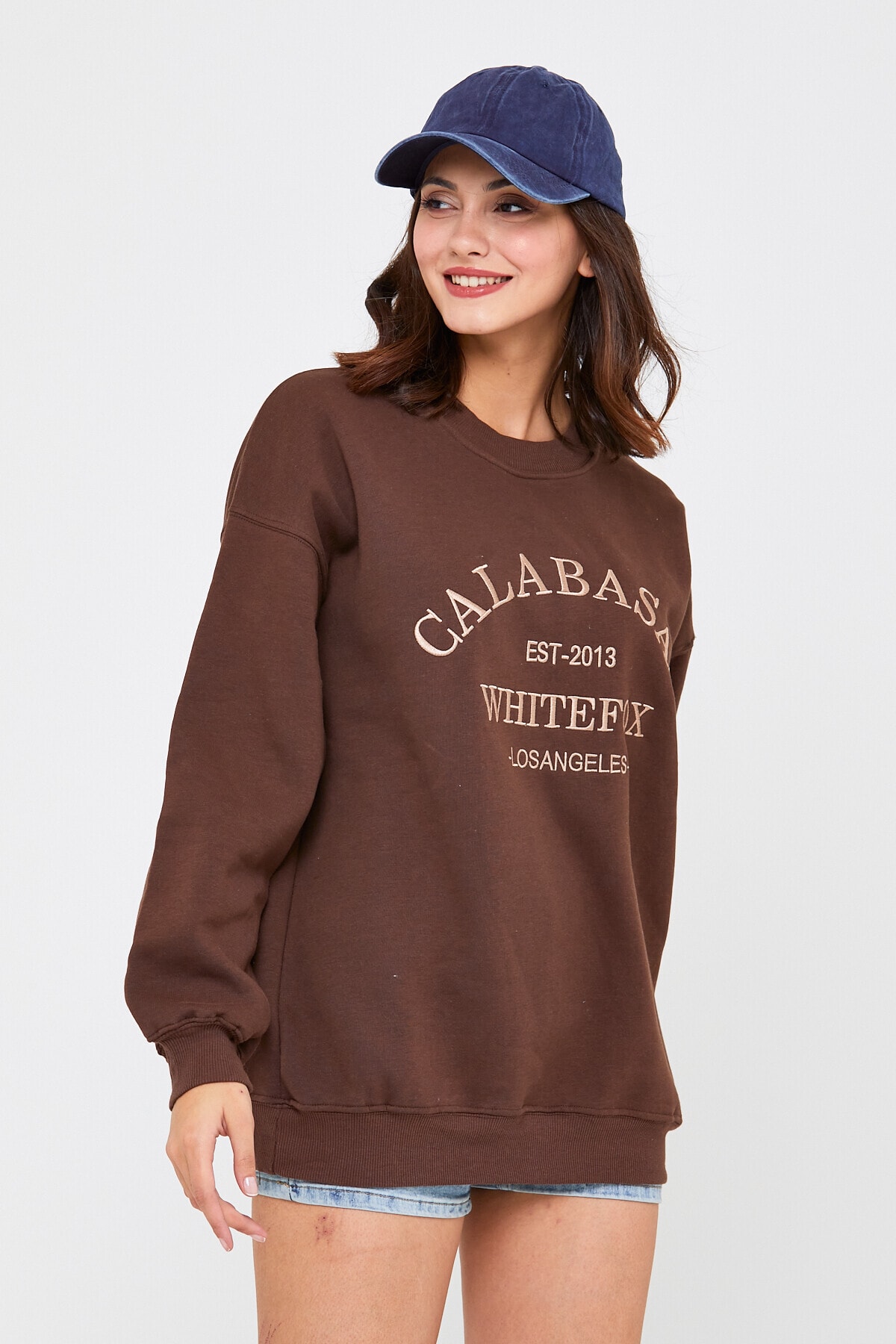 Calabasas Nakışlı Kahverengi Oversize Kadın Sweatshirt
