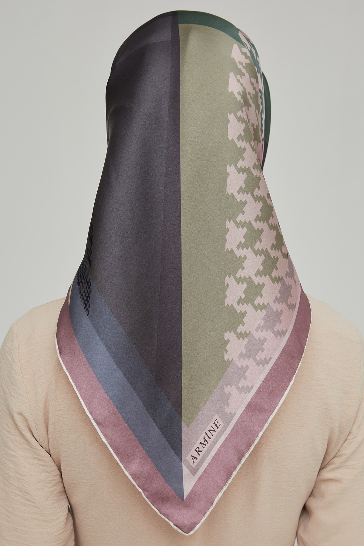 روسری زنانه آرمینه | E21KA8620D04 Armine - Image 4