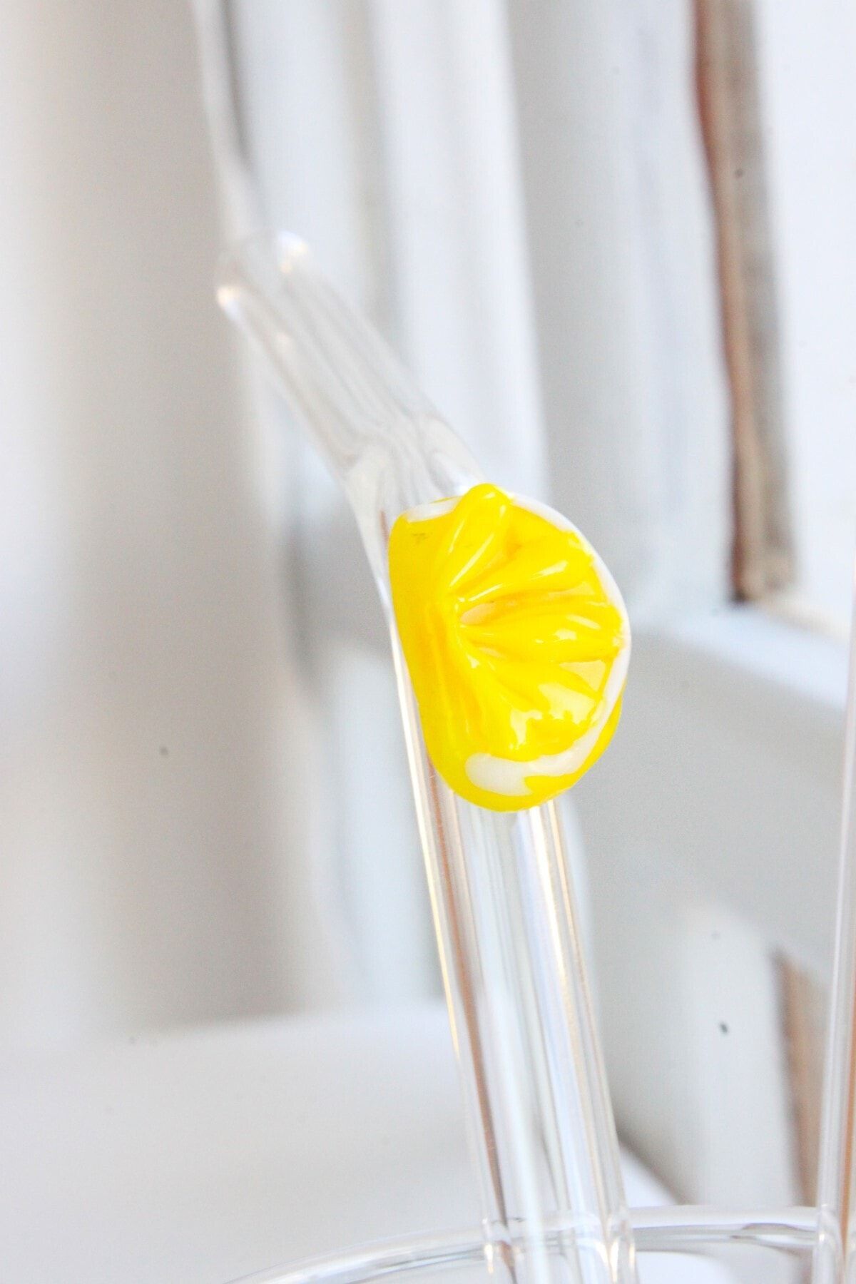 ADAMODART-Lemon Figured Single Glass Straw 2