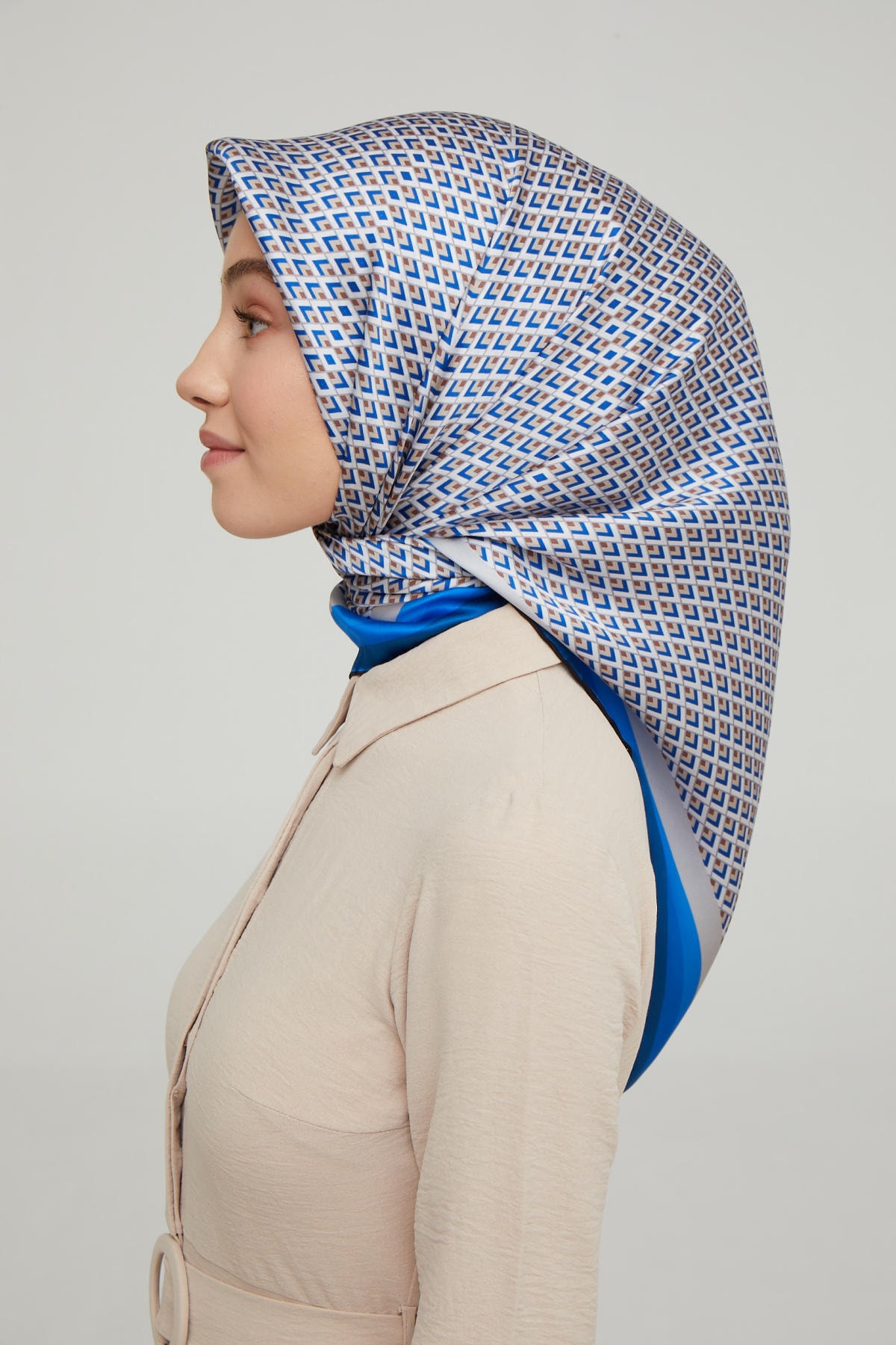 روسری زنانه آرمینه | E21KA8634D04 Armine - Image 2