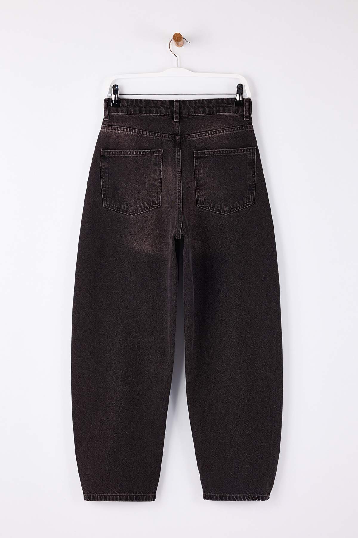 Trendyolmilla  Kahverengi Vintage Yıkama Yüksek Bel %100 Pamuk Barrel Jeans TWOSS26JE00016 - Görsel 6