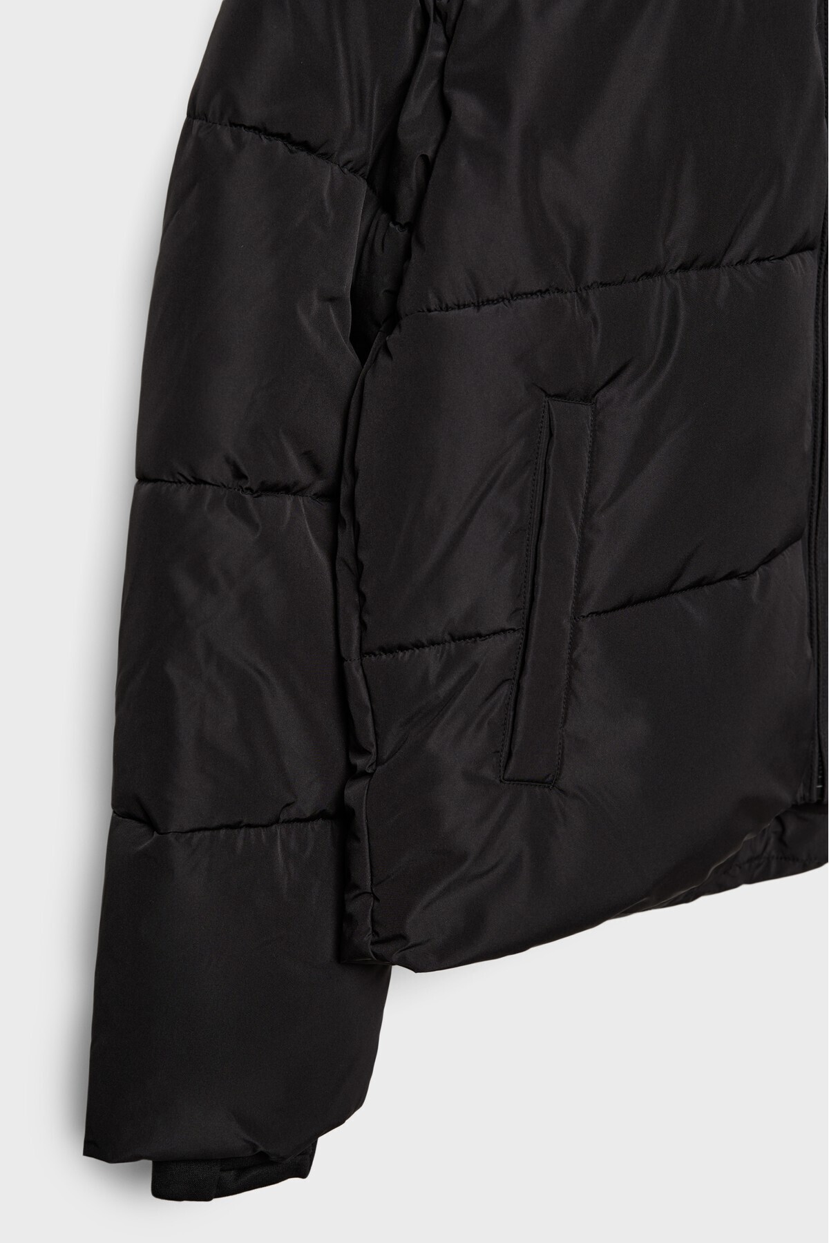 Stradivarius  Basic kapüşonlu şişme mont - Görsel 9