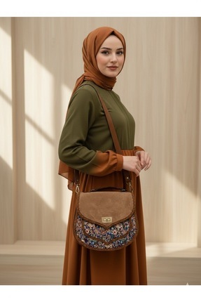 MODA Otantik etnik desenli süet kapaklı kadın omuz çantası