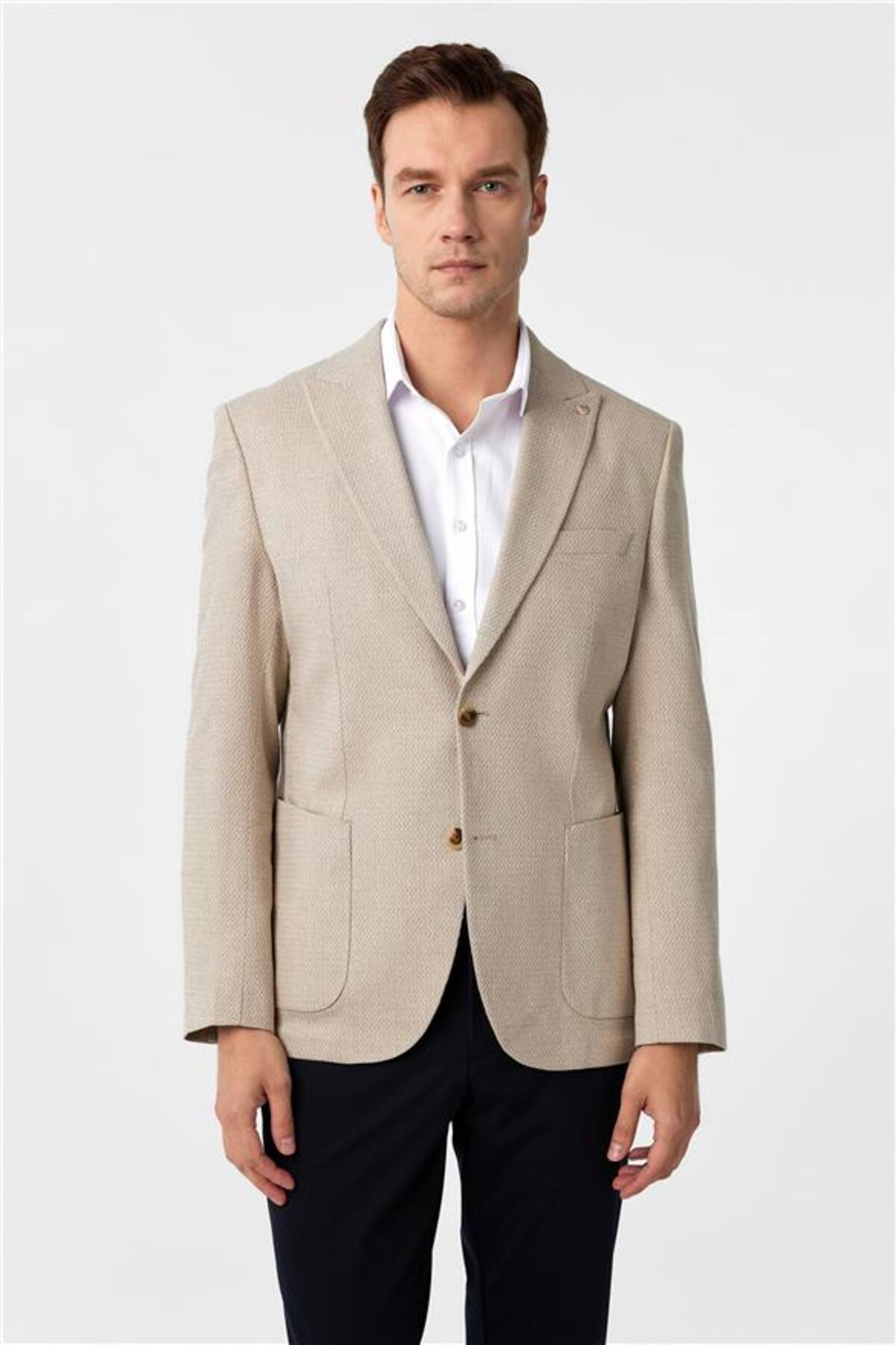 SÜVARİ  Bej Slim Desenli Sivri Yaka 6 Drop Ceket