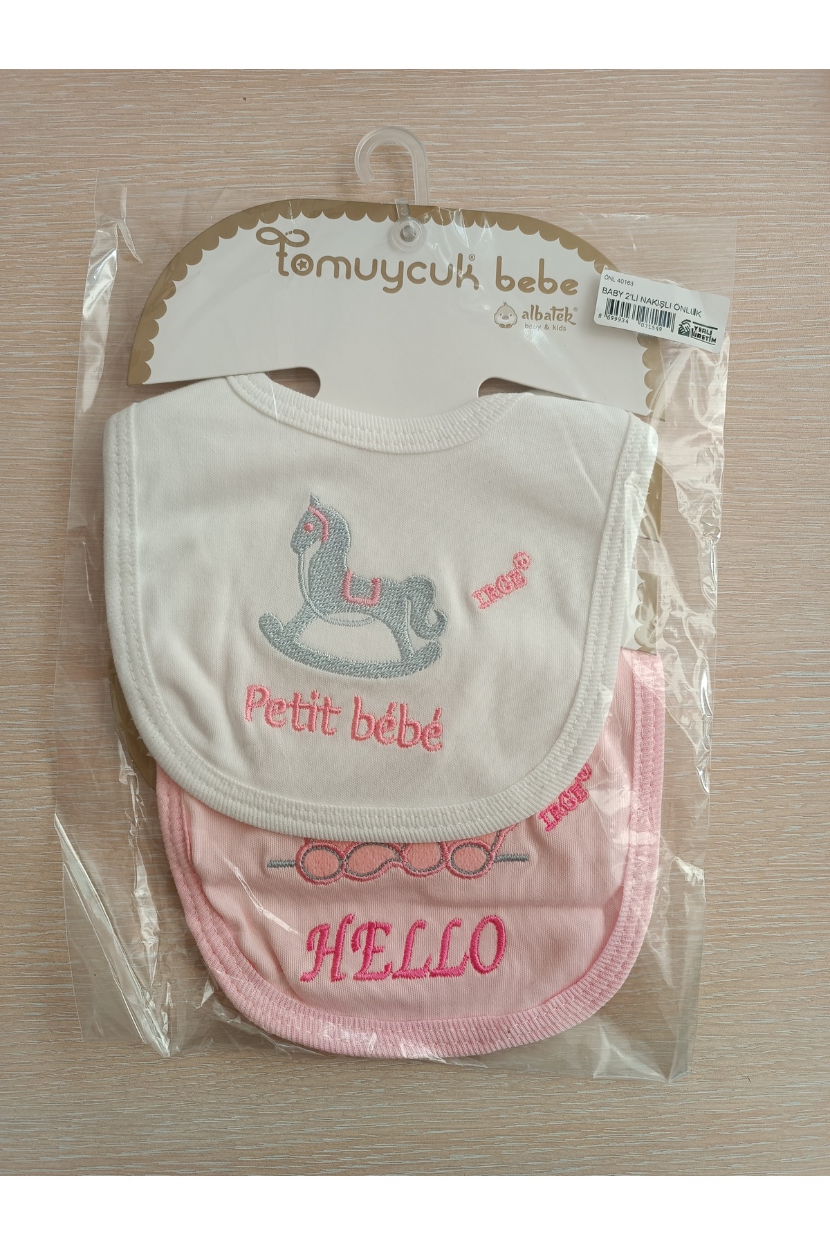 Bebella 4'LÜ MAMA ÖNLÜĞÜ KIZ BEBEK ÖNLÜK %100 PAMUKLU VE NAKIŞLI SALYA ÖNLÜK FULAR ÇITÇITLI fotoğrafı 2 (önizleme)