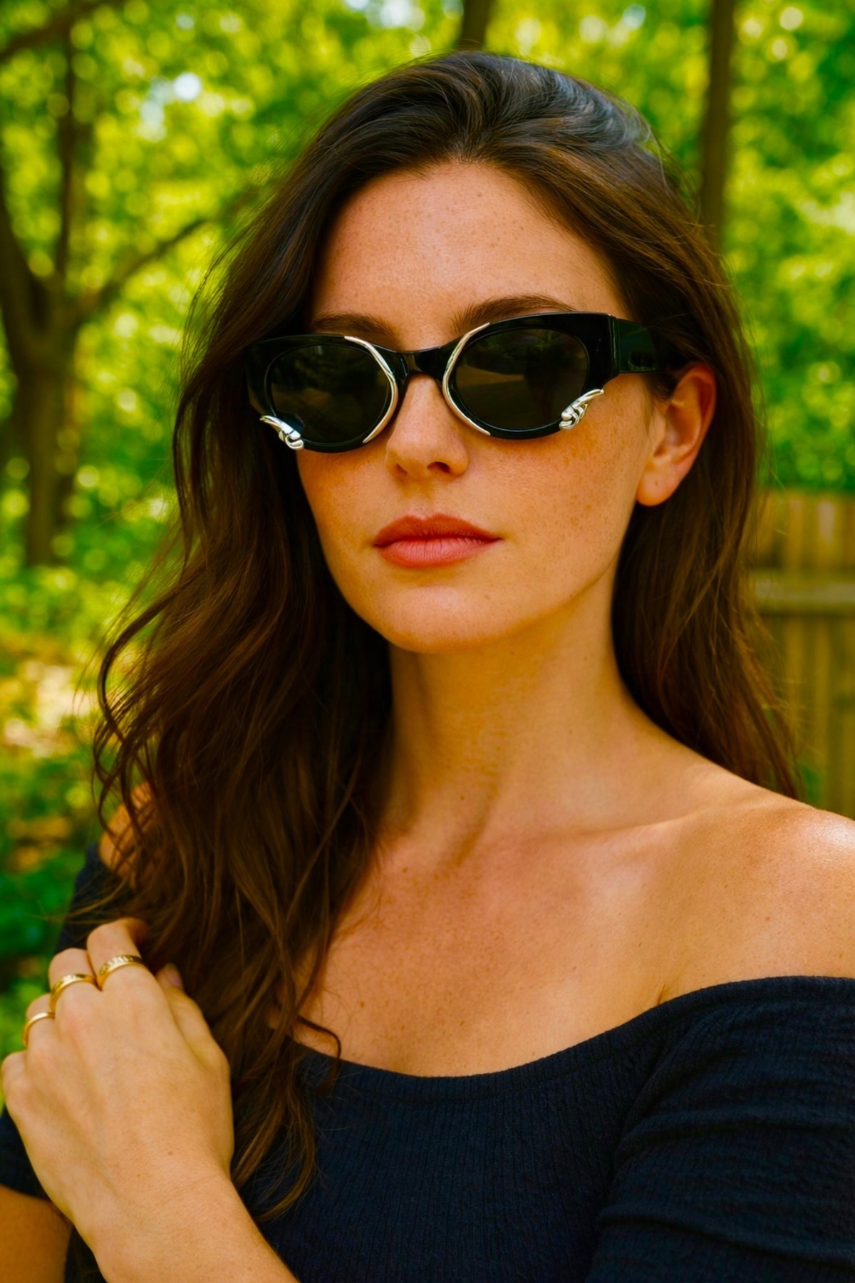 Houseofeyeris NOIRIX SİYAH ÇERÇEVE Metal detaylı retro oval/cat-eye GÜNEŞ GÖZLÜĞÜ – UV400 – 51 ekartman