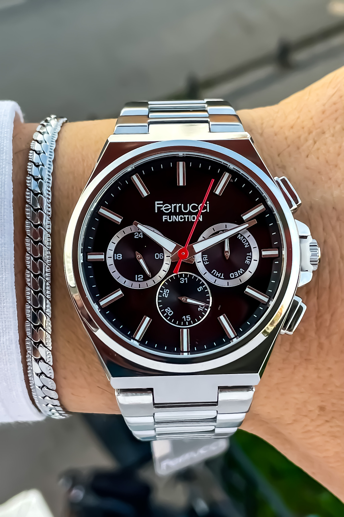 ساعت مچی مردانه فصلی جدید - ضدآب، دو سال گارانتی، تمام عملکردها فعال