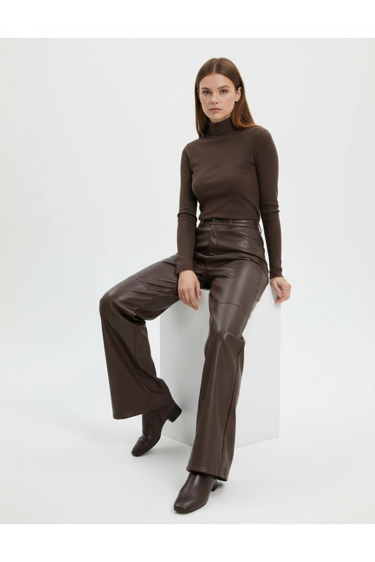 Grenj Fashion  Kahverengi Relaxed Boru Paça Dikiş Detaylı Deri Pantolon - Görsel 3