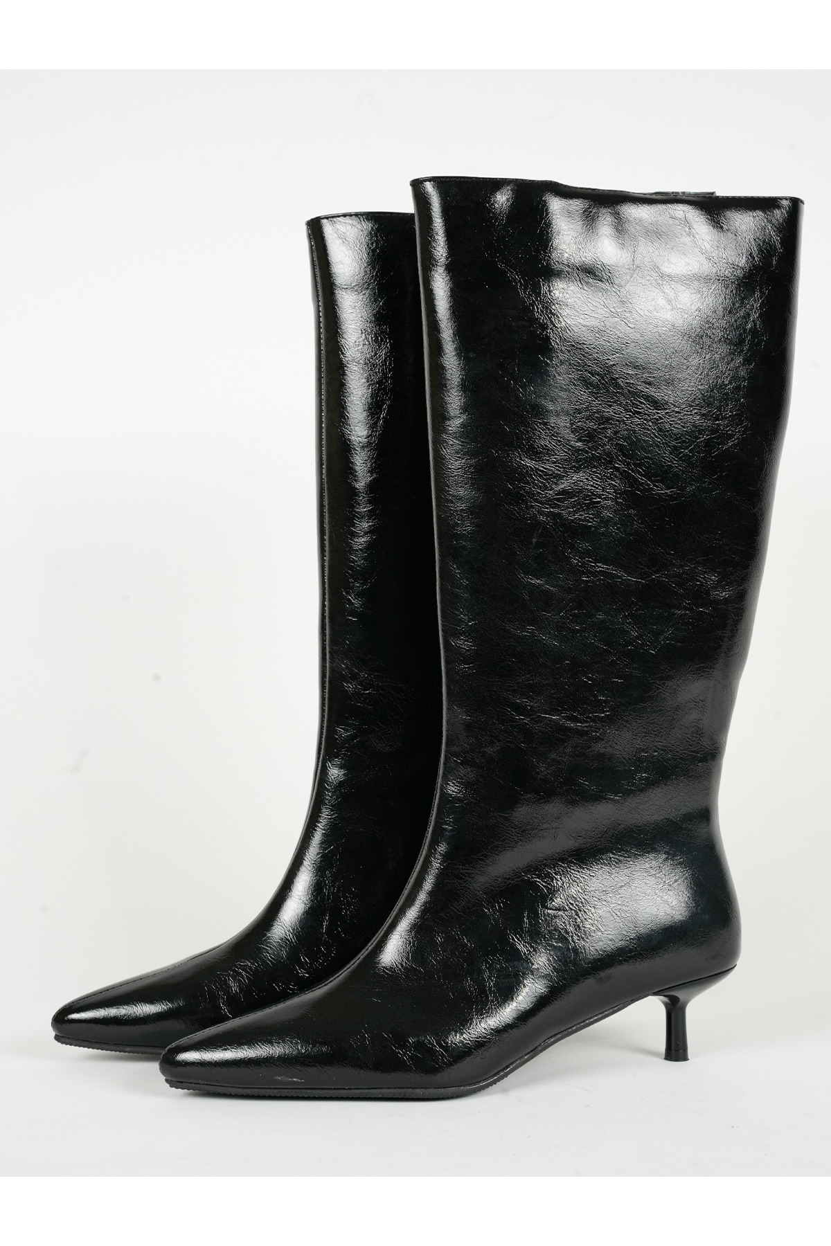 TrendyAnka  Jennifer Siyah Kısa Kitten Sivri Topuklu İçi Kürklü 4 Cm Alçak Topuklu Kadın Çizme Siyah - Görsel 4