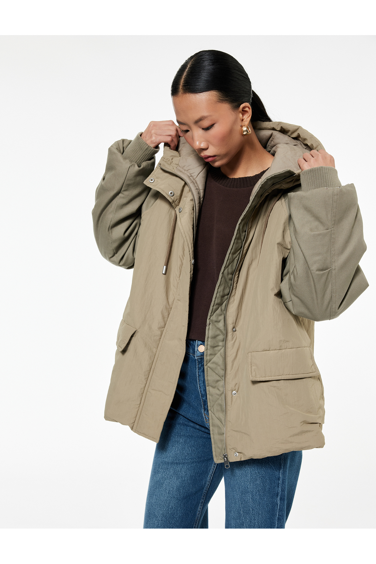 Koton  Uzun Kollu Cepli Kapüşonlu Bomber Mont - Görsel 2