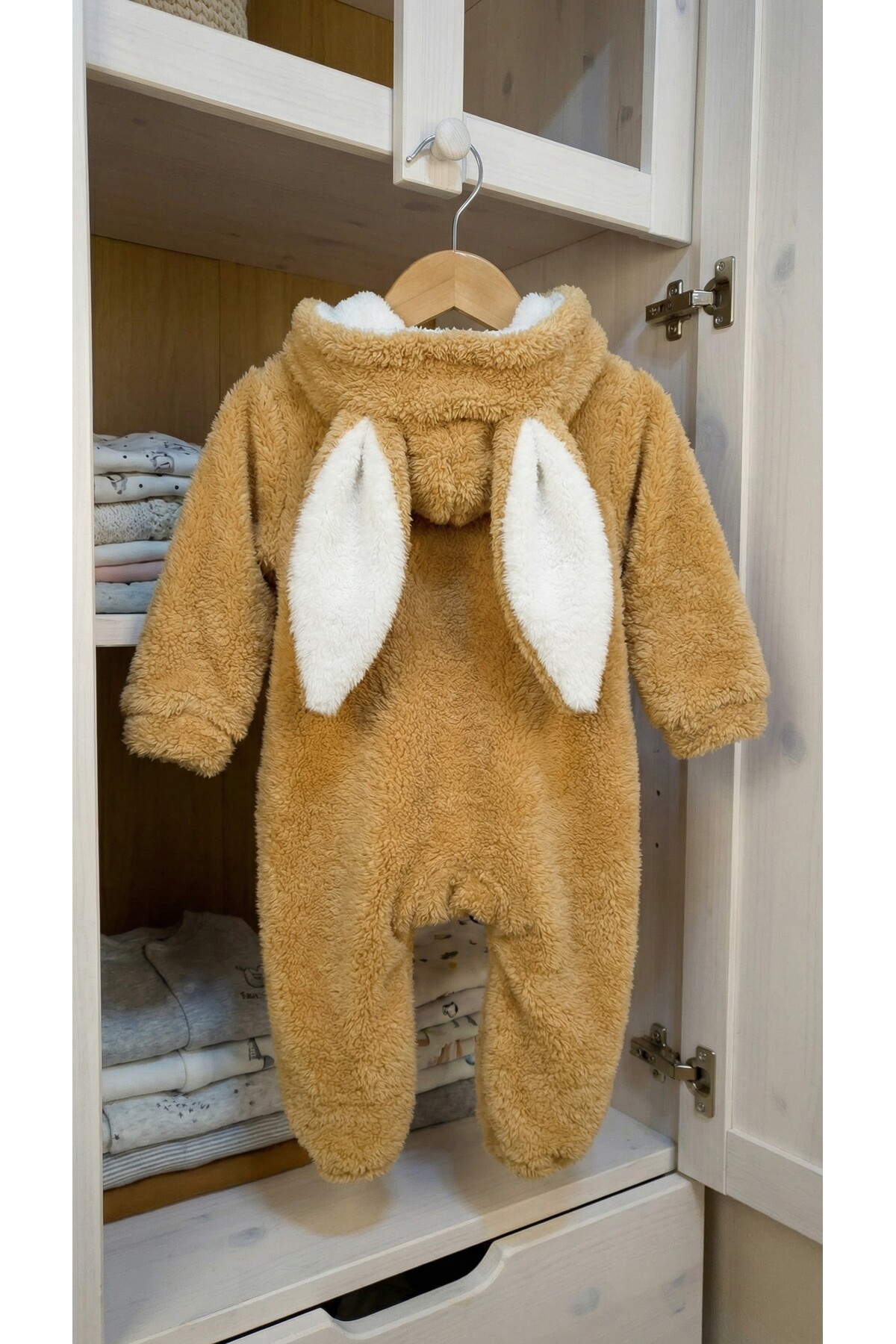 bebek_iklimi İsimli Peluş Kışlık Bebek Tulumu 0-12 Ay – Kapüşonlu Tavşan Kulaklı Patikli fotoğrafı 6 (önizleme)