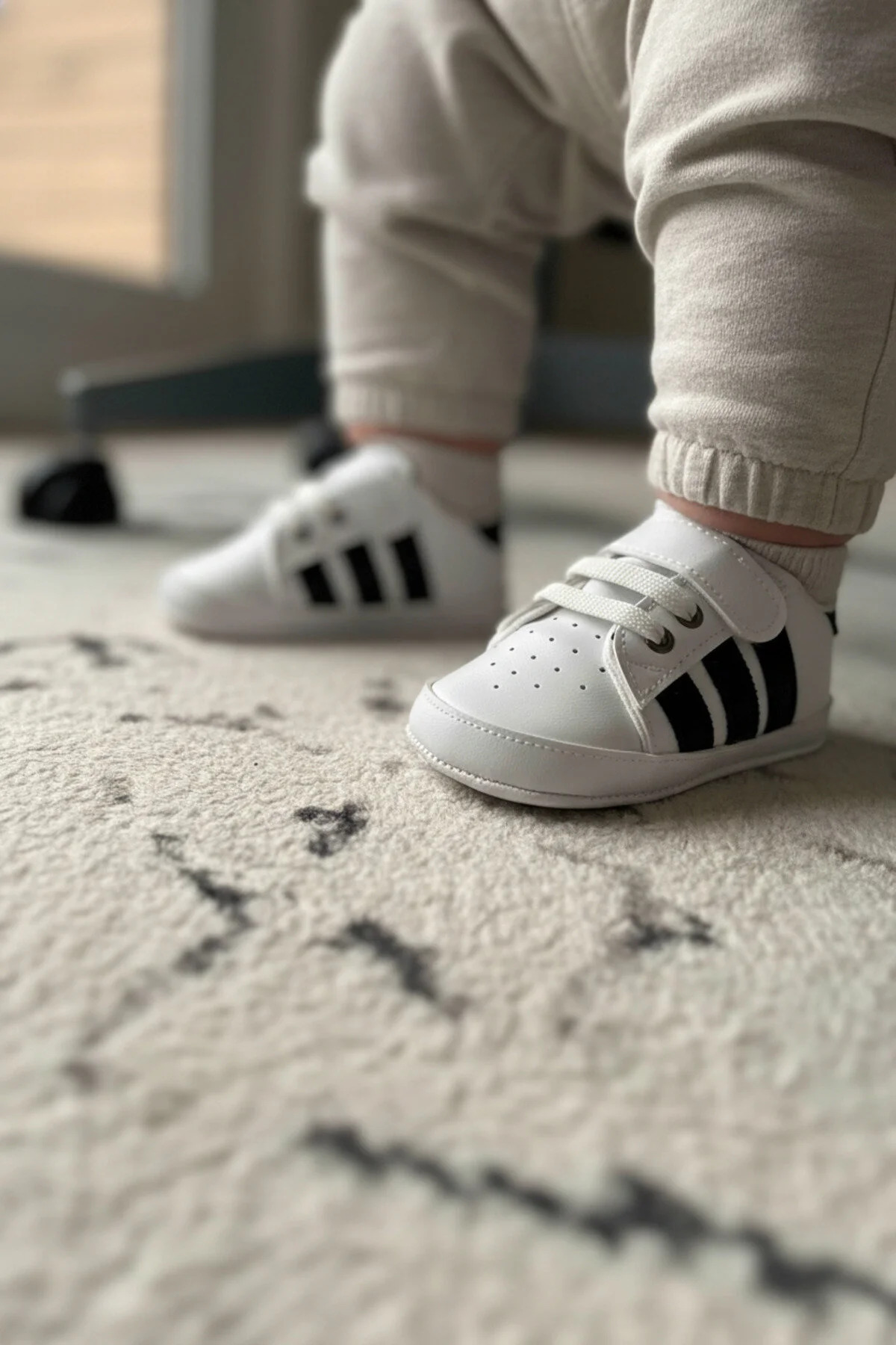 pufien Bebek İlk Adım Ayakkabısı, Esnek ve Rahat Tabanlı, Cırt Cırtlı Kaydırmaz Bebek Patiği fotoğrafı 3 (önizleme)