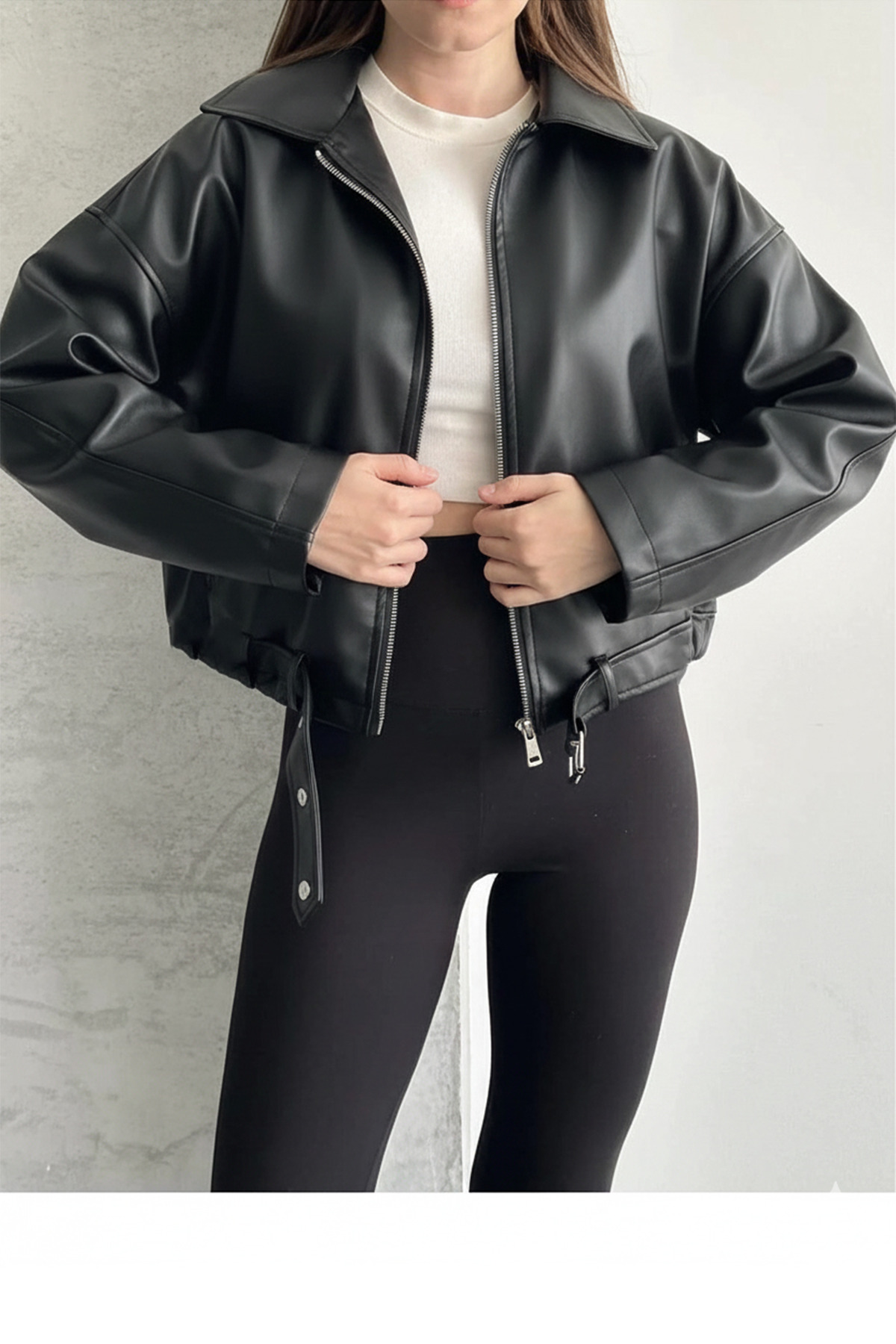 MANMARK İçi Kürklü Kışlık Tokalı Kadın Oversize Deri Ceket Mont görsel 3