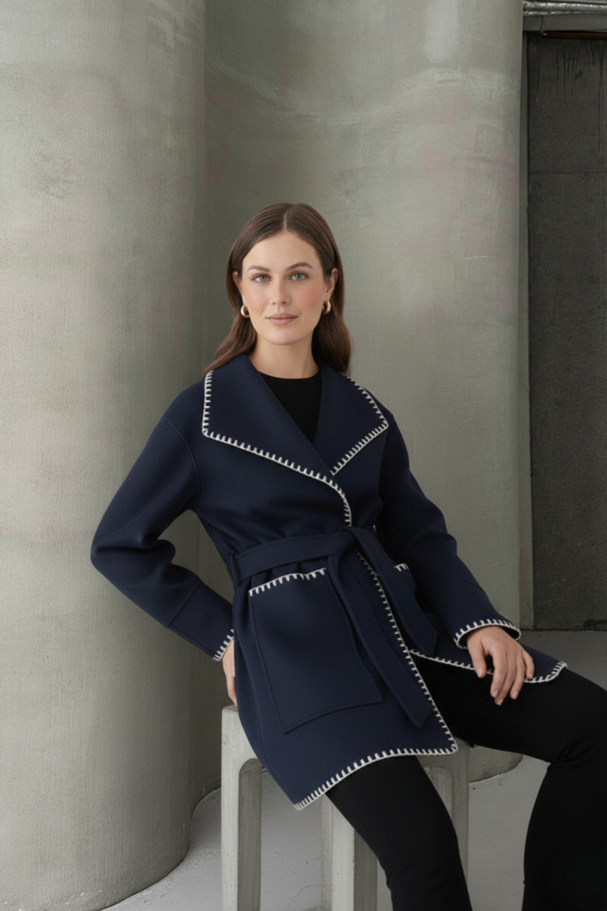 Cerenza  Nakış Detaylı Kuşaklı Yumuşak Kaşe Kaban - Görsel 5