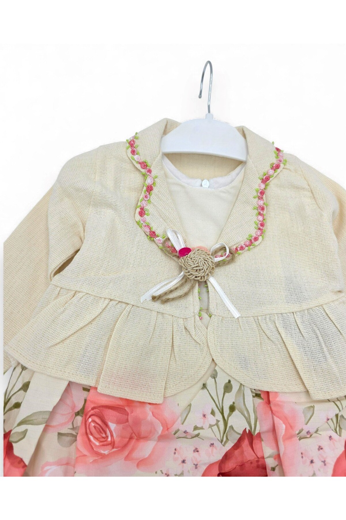 Ege Bebek Kız Bebek 1-2-3 Yaş Gül Detaylı, Bolerolu 2 Parçalı Elbise Elbise fotoğrafı 5 (önizleme)