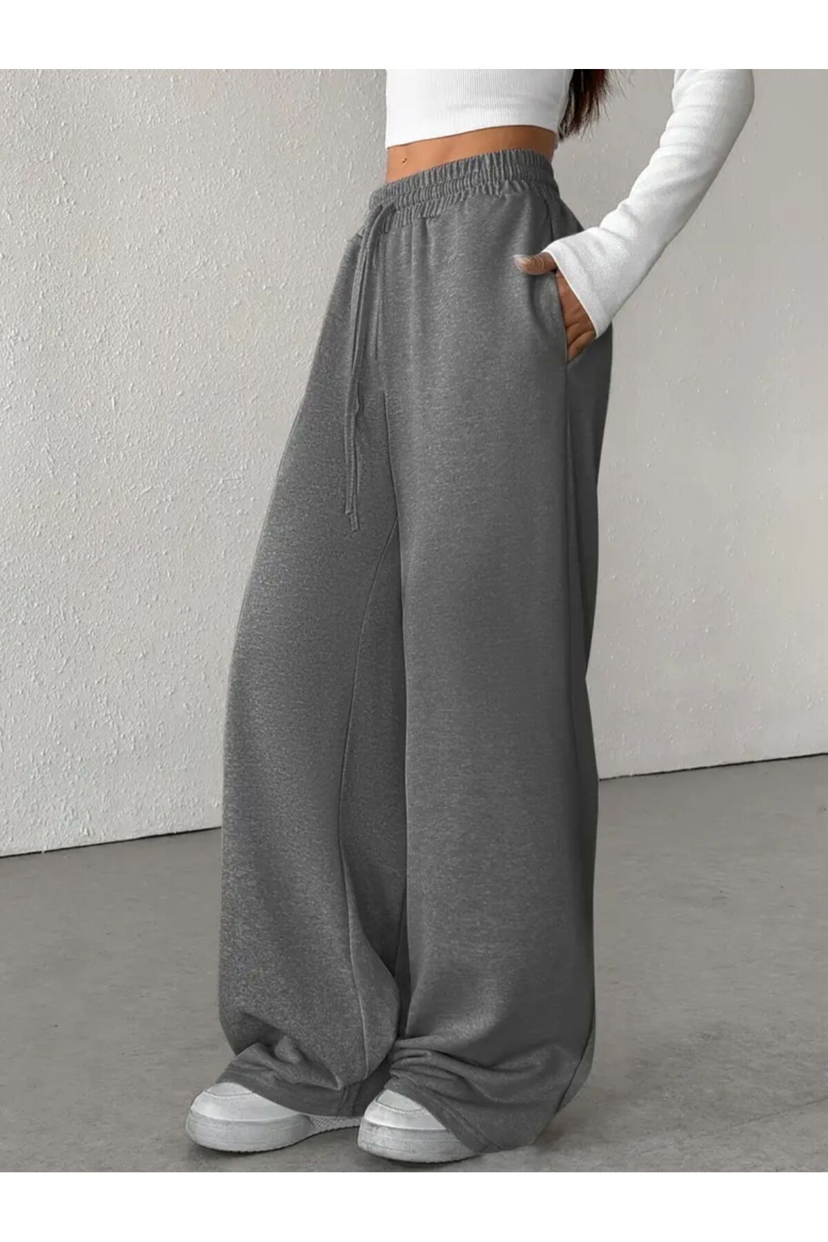 Le Vion ŽENSKA ŠIROKA, UDOBNA KROJKA Tkano DEBLA ŠIROKA TRENERKA