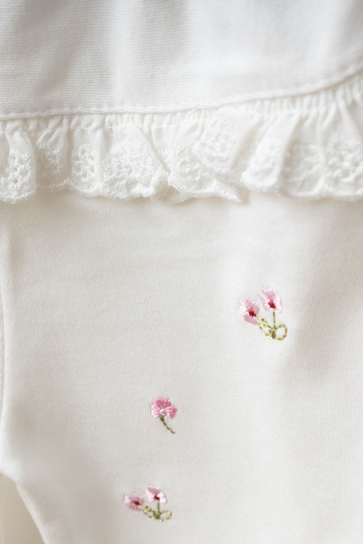 yukobaby bebeğiniz için en doğalı Kız Bebek Premium Be Happy 10 parça yenidoğan hastane çıkışı zıbın seti Kutulu yk2353 fotoğrafı 4 (önizleme)